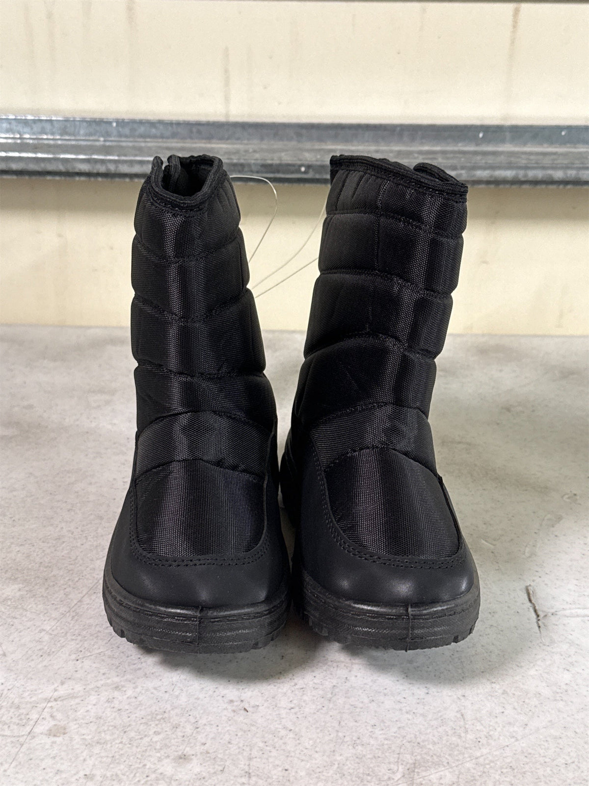 Kids' Black Quilted Snow Boots - Size 12