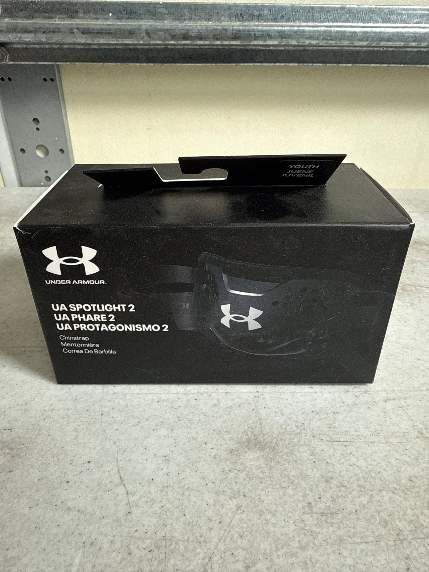 Under Armour Youth Spotlight Football Helmet Chin Strap - Black