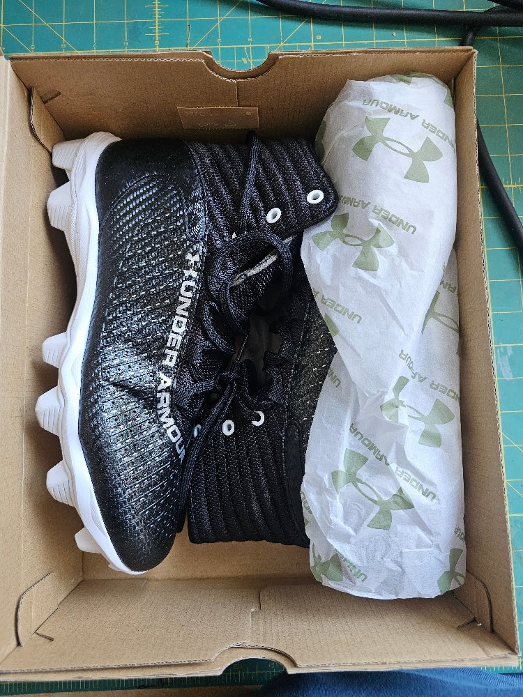 Under Armour Men's Highlight Franchise 2.0 RM Football Cleats - Black/White, Size 9.5
