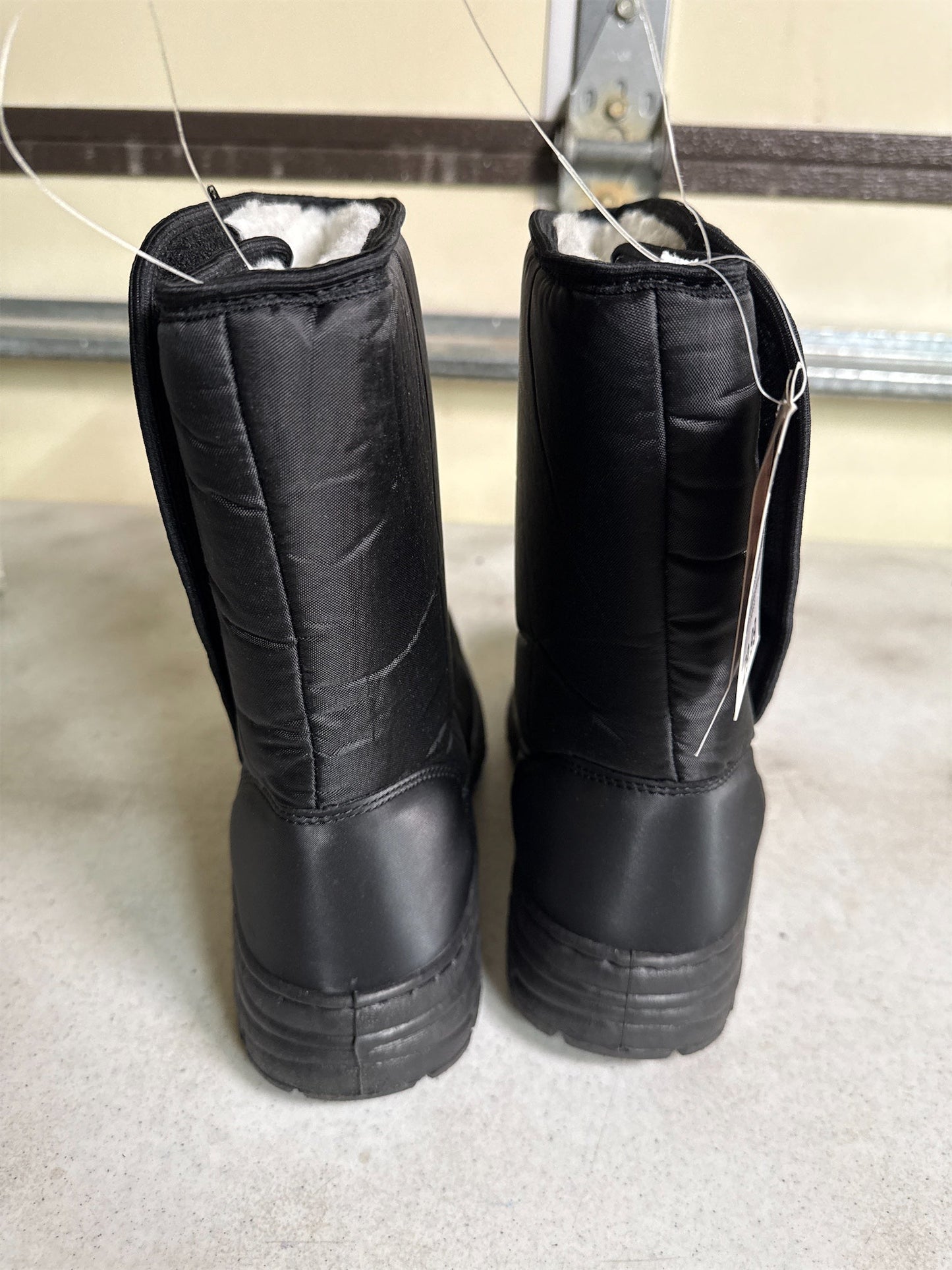 World Famous Sports Women's Snowflake 6" Winter Boots - Black, Size 5