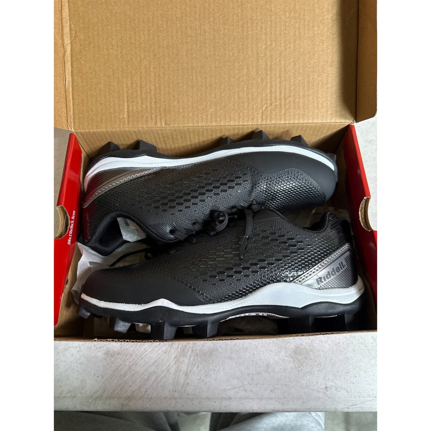 Riddell Brawl Youth RM Football Cleats - Lightweight, Durable, Maximum Grip 4.5