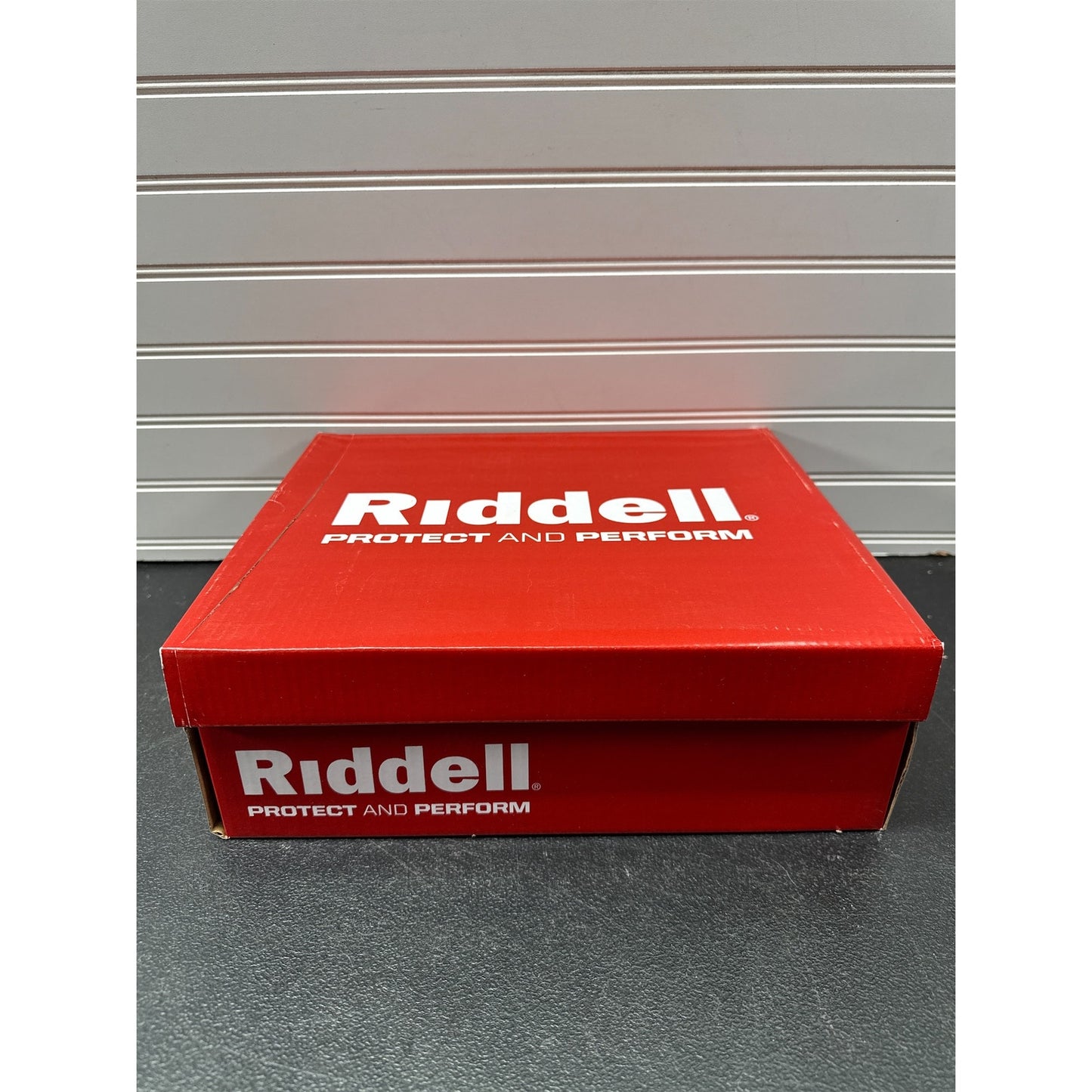 Riddell Diverse Mid RM Men's Football Cleats Size 8.5
