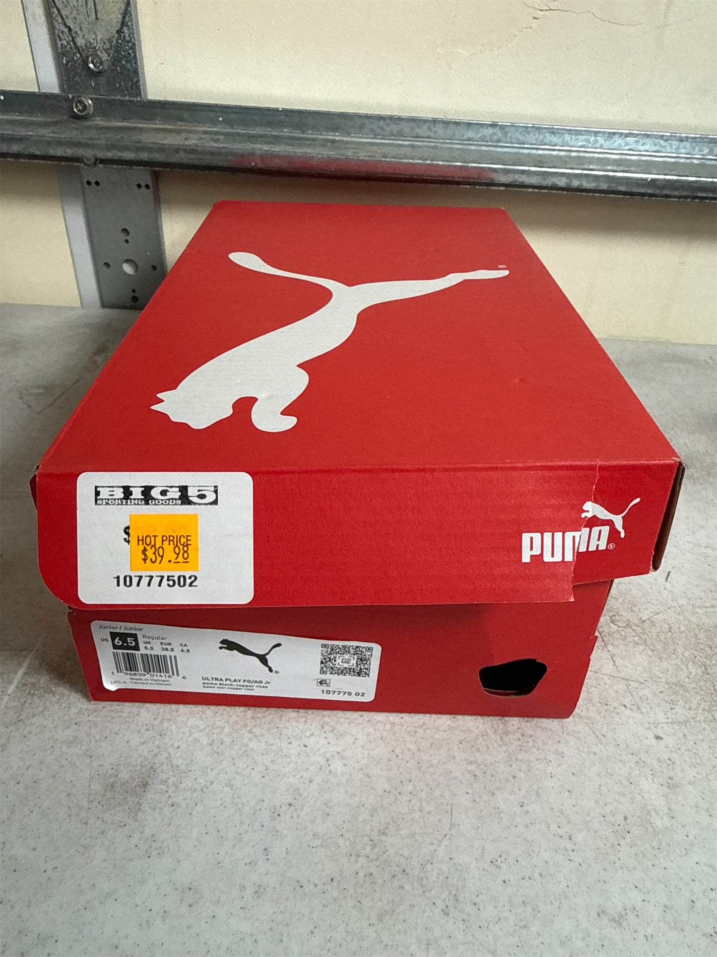Puma Ultra Play FG/AG Junior Soccer Cleats - Black/Copper Rose, Size 6.5