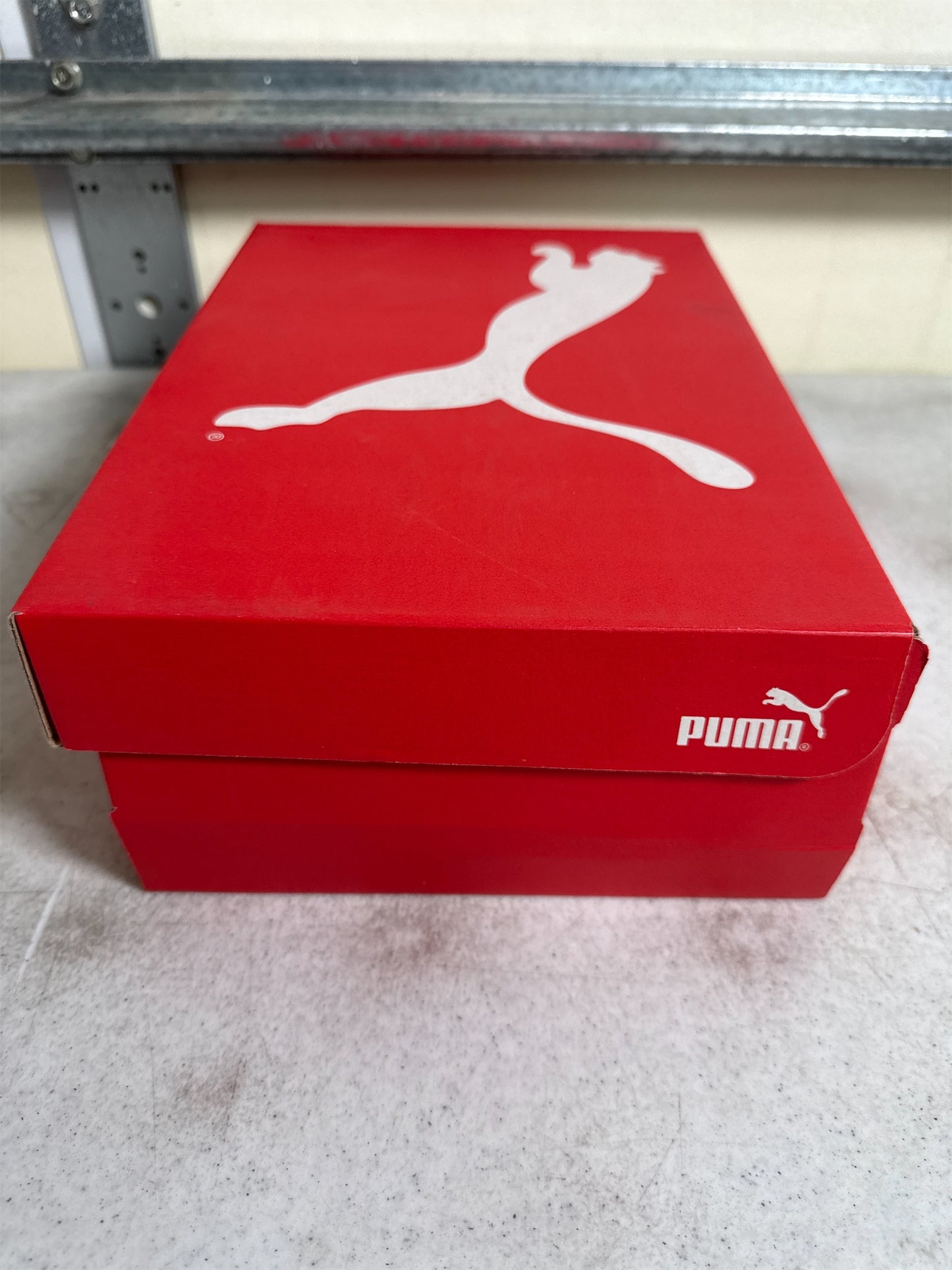 Puma Future Play IT Junior Soccer Shoes - Black/White, Youth Size 5.5