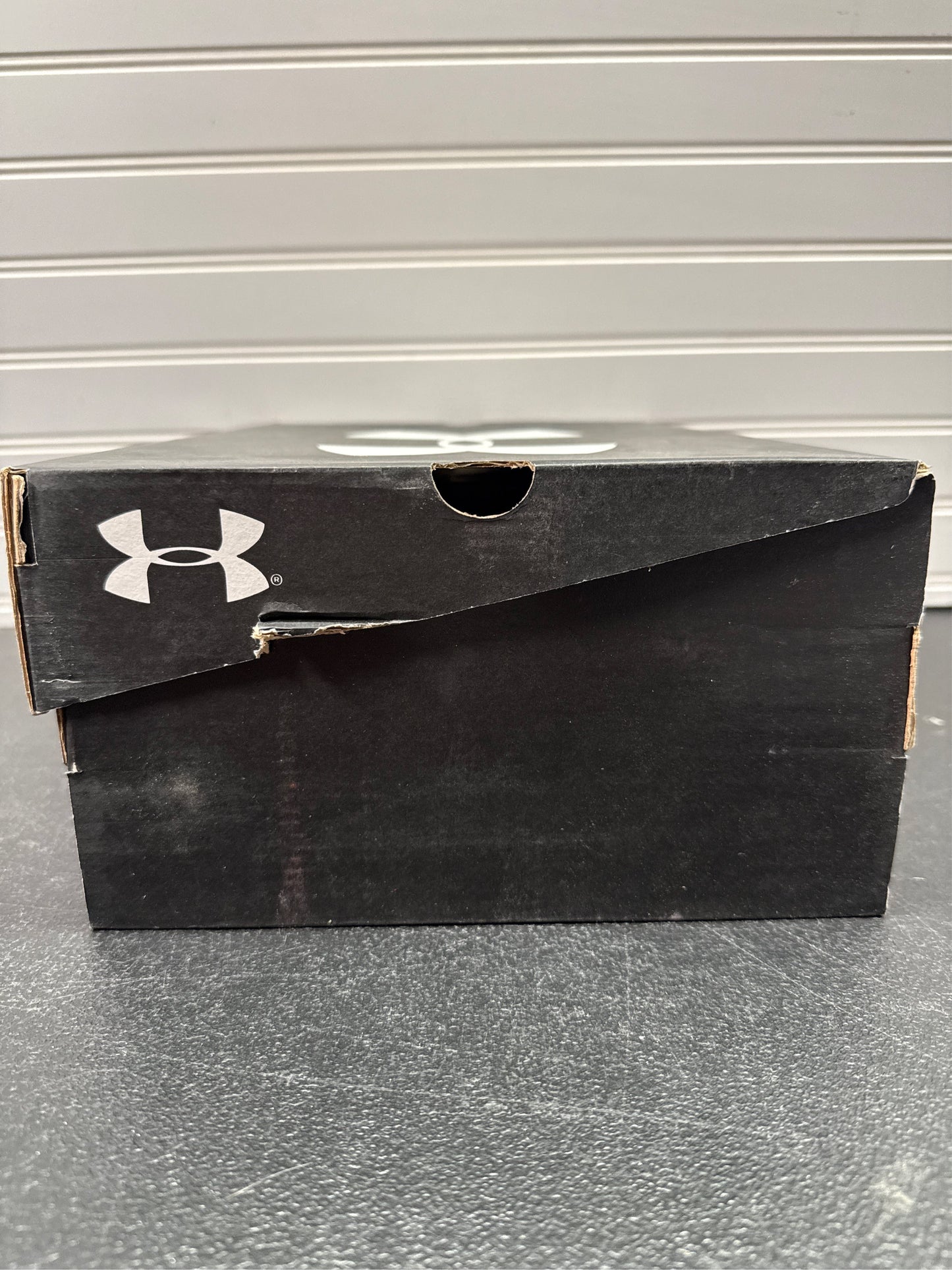 Under Armour Spotlight Franchise 3.0 RM Men's Football Cleats - White/Silver, Size 8.5
