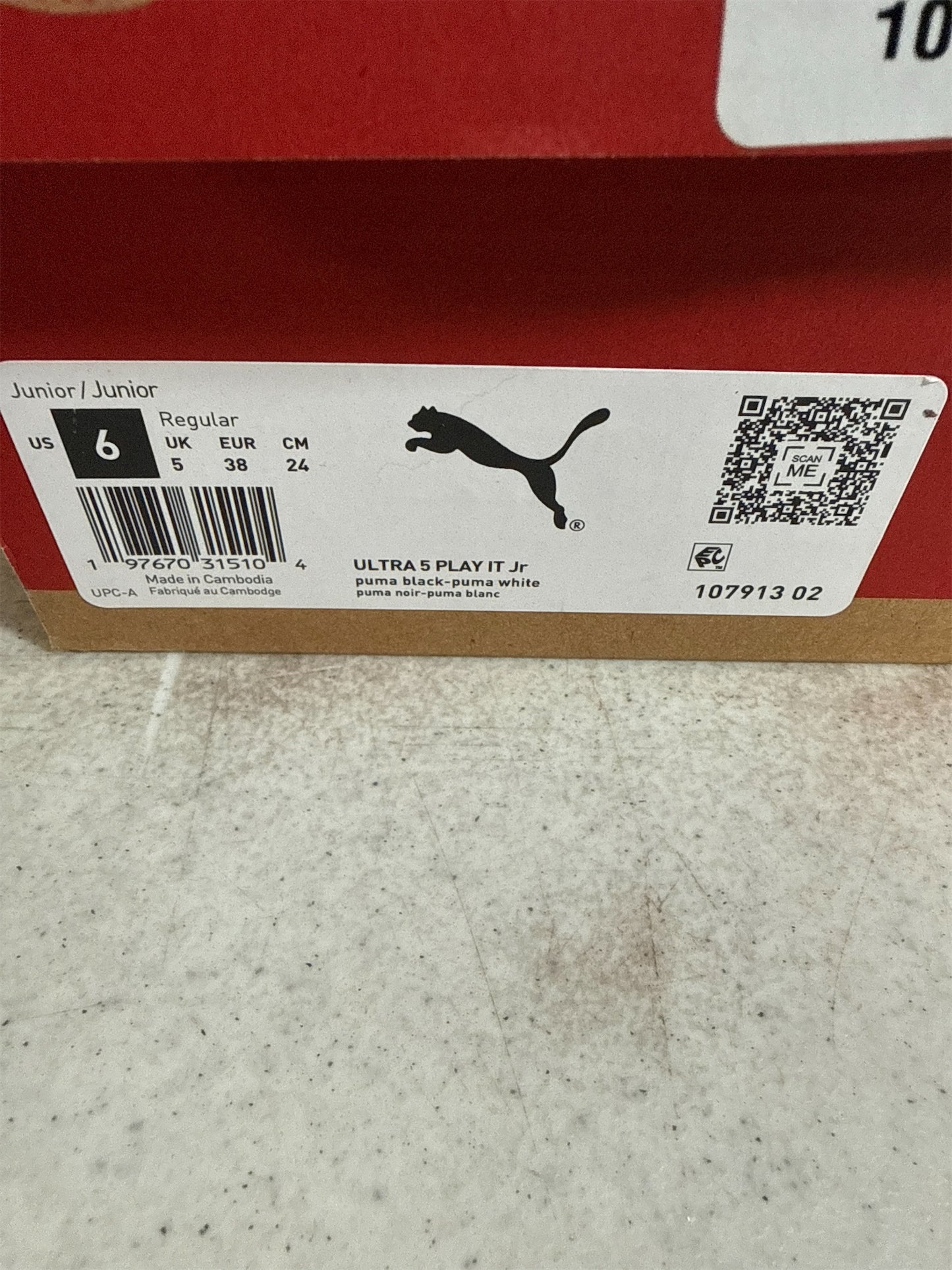 Puma Ultra 5 Play It Jr. Indoor Soccer Shoes - Black/White, Youth Size 6