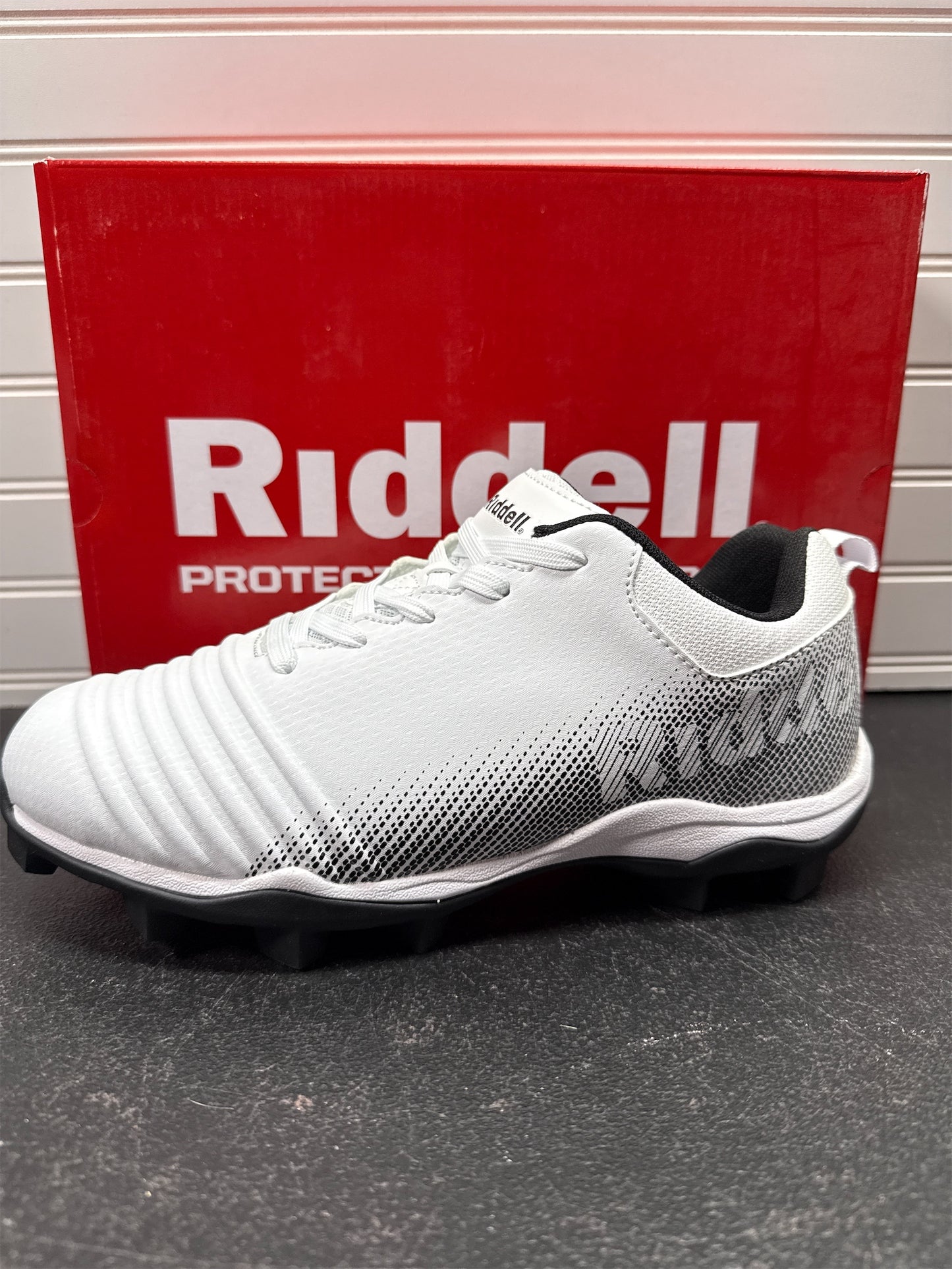 Riddell Men's Edge Low Training Shoes - White/Black, Size 7