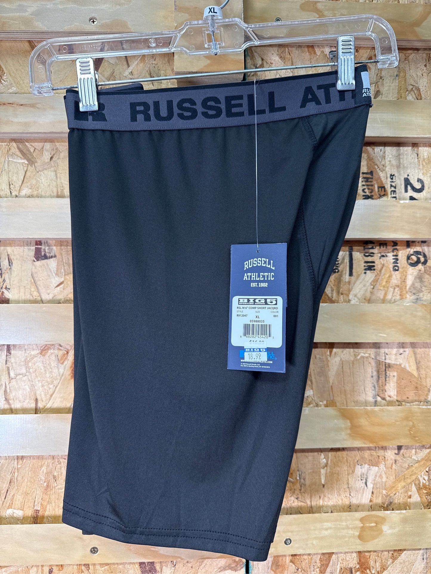 Russell Athletic Men's Dri-Power 6-Inch Compression Shorts, Black, Size XL