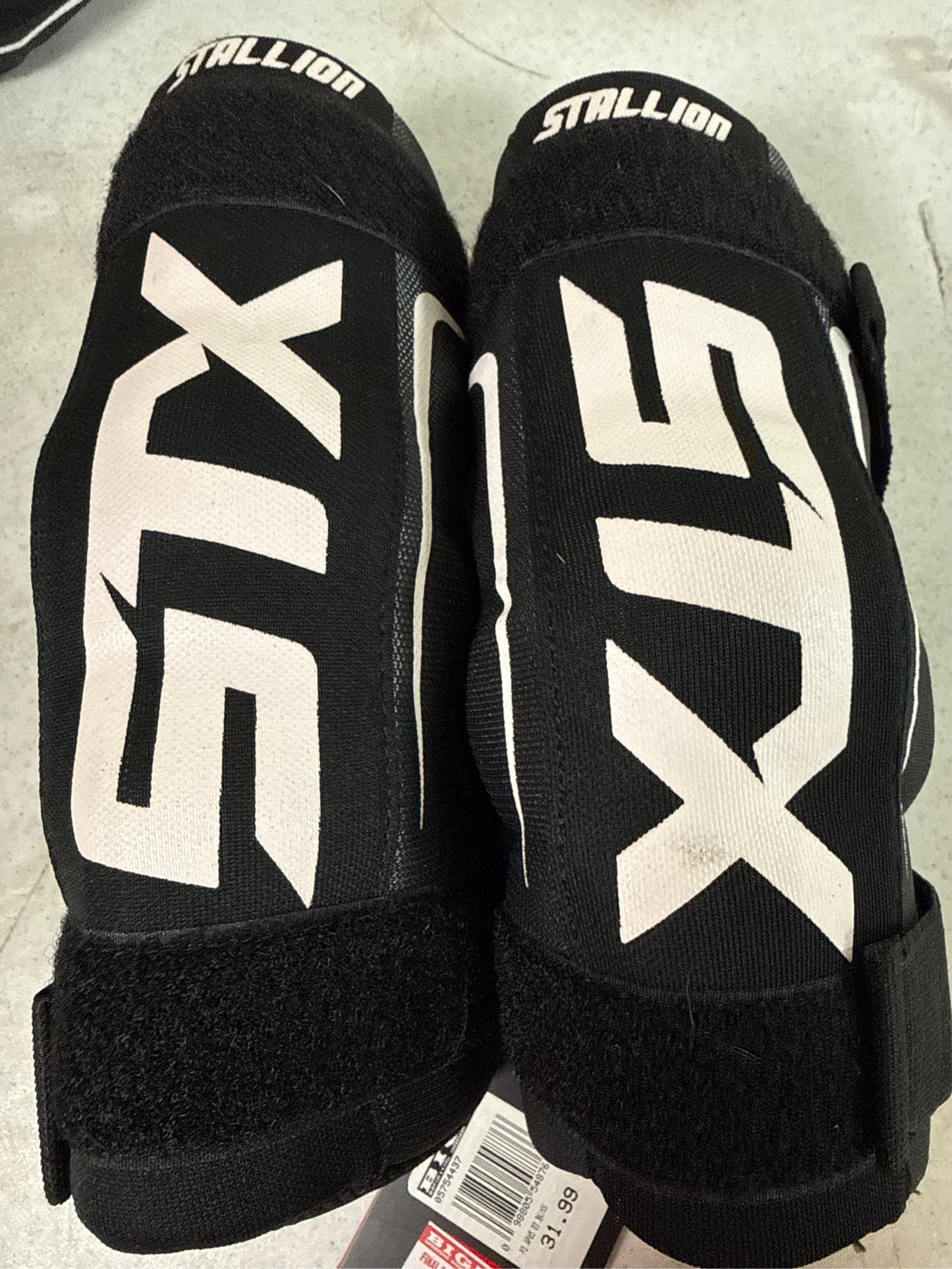 STX Stallion 50 Men's Lacrosse Arm Pads - Black, Medium