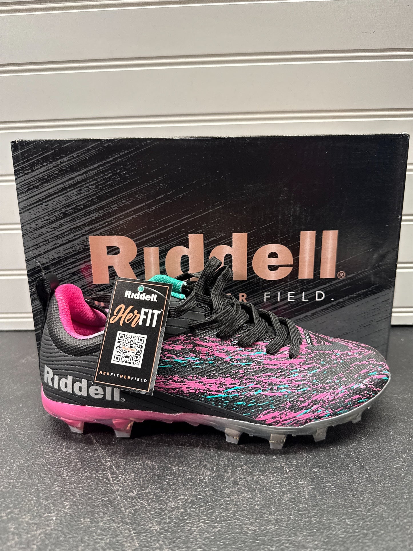Riddell Meridian TPU Women's Flag Football Cleats - Black/Pink, Size 5.5