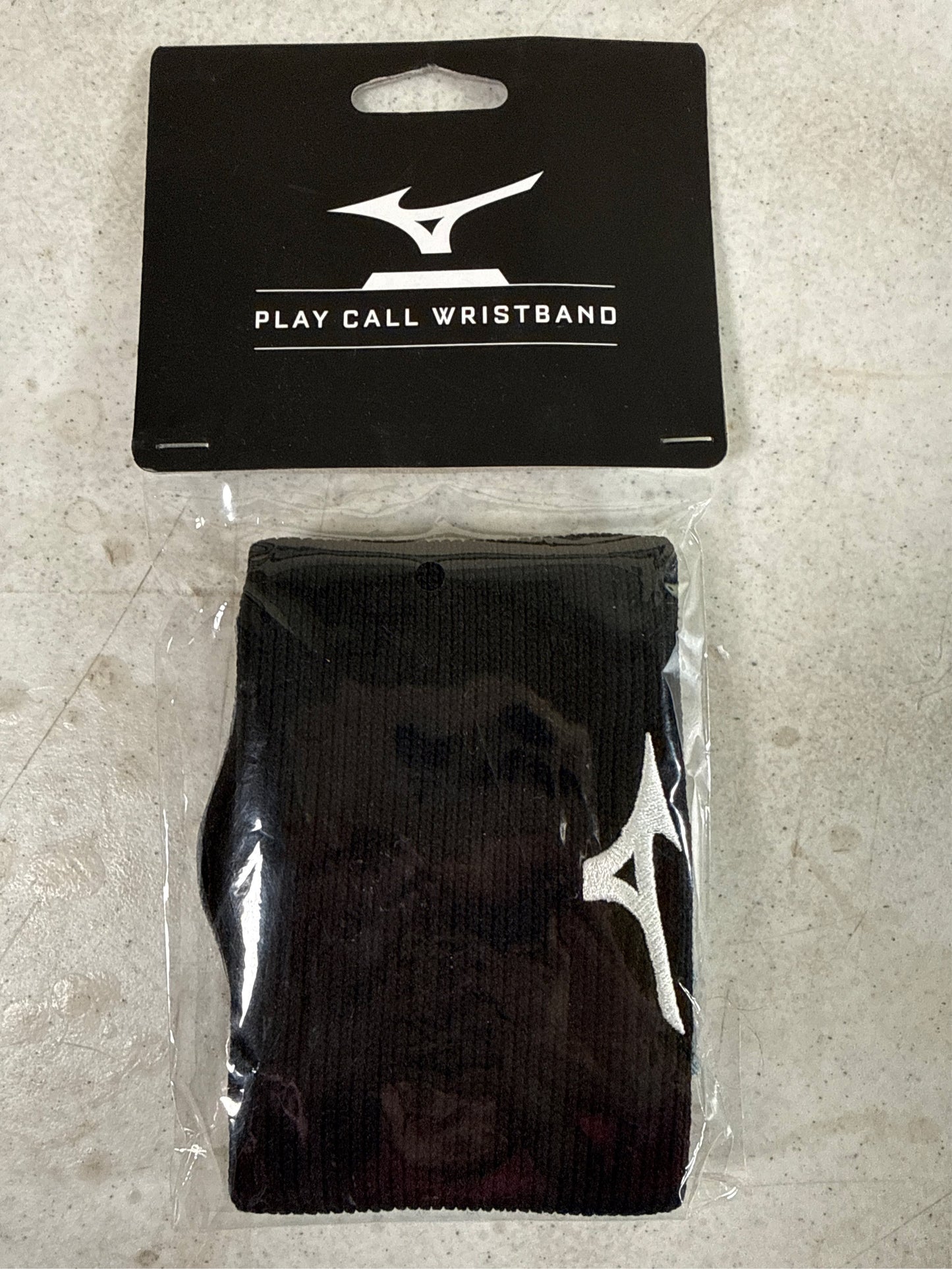 Mizuno Play Call Moisture Wicking Athletic Wristband - Black, One Size