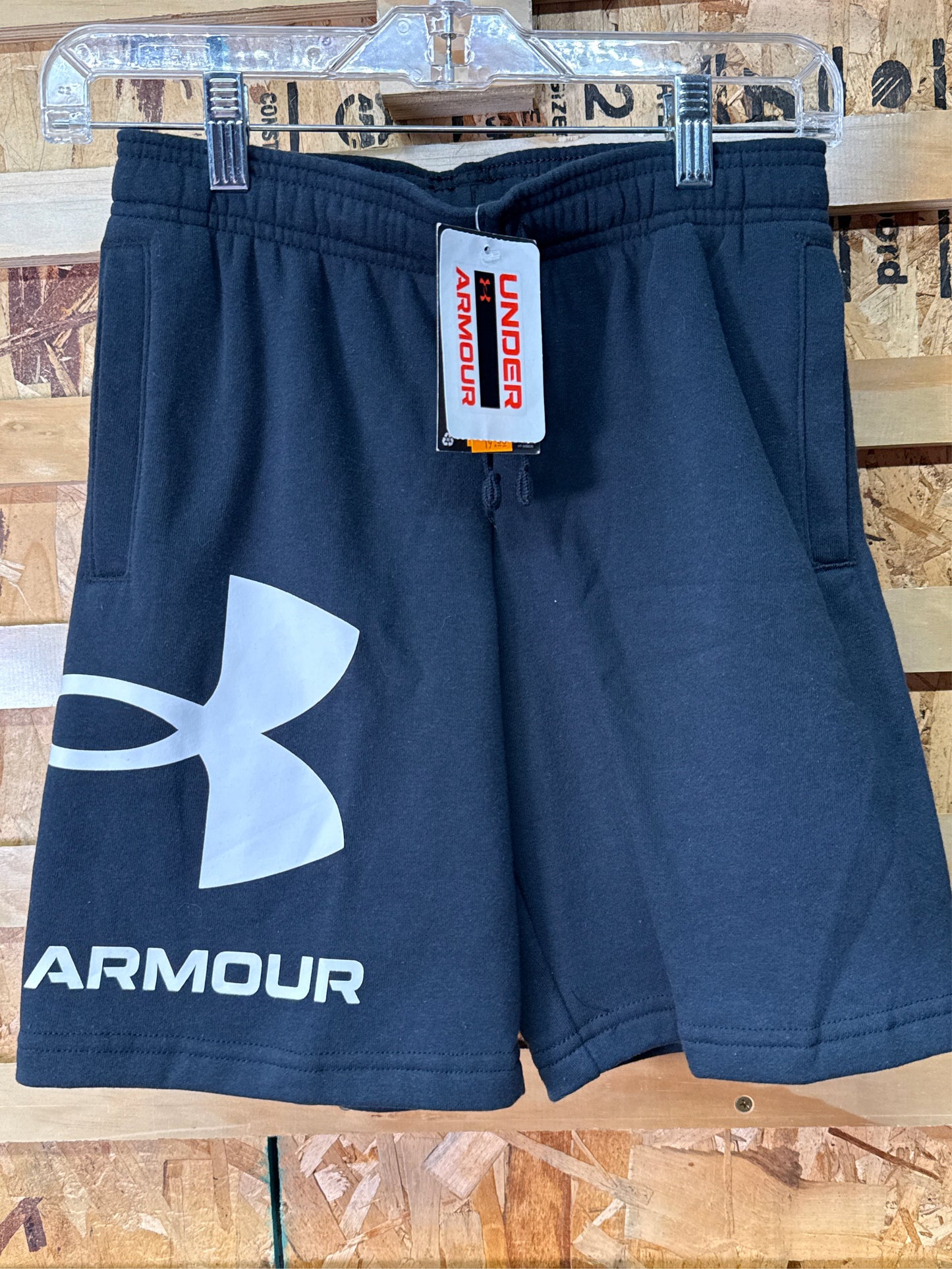 Under Armour Boys' Rival Fleece Shorts - Black, Medium