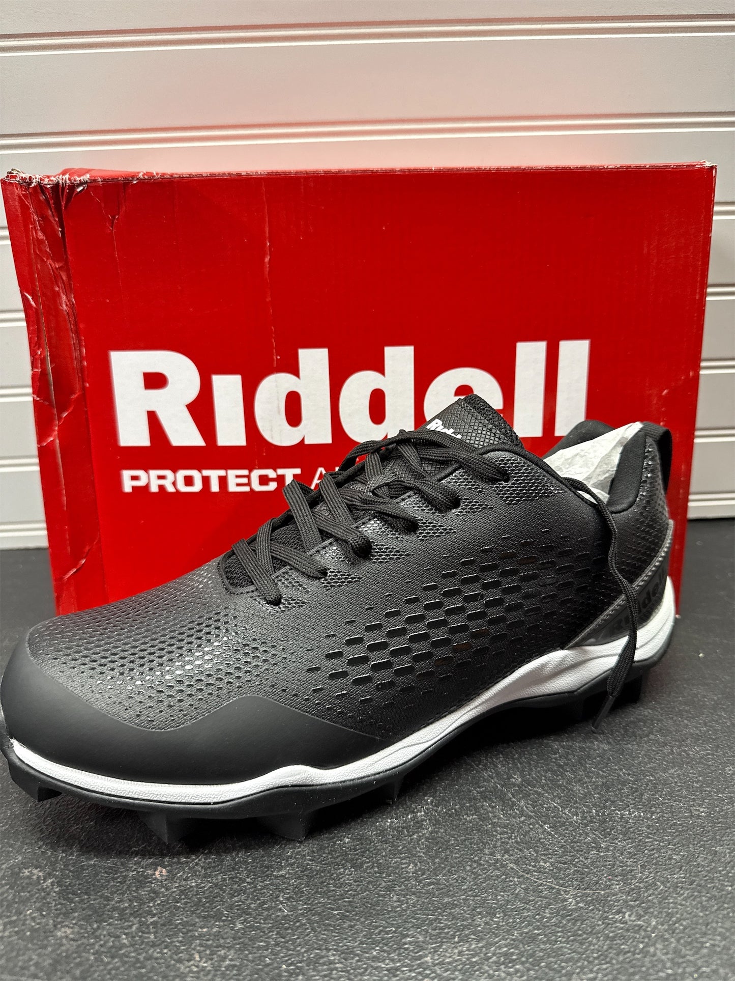 Riddell Brawl RM Men's Football Cleats - Black - Size 9.5