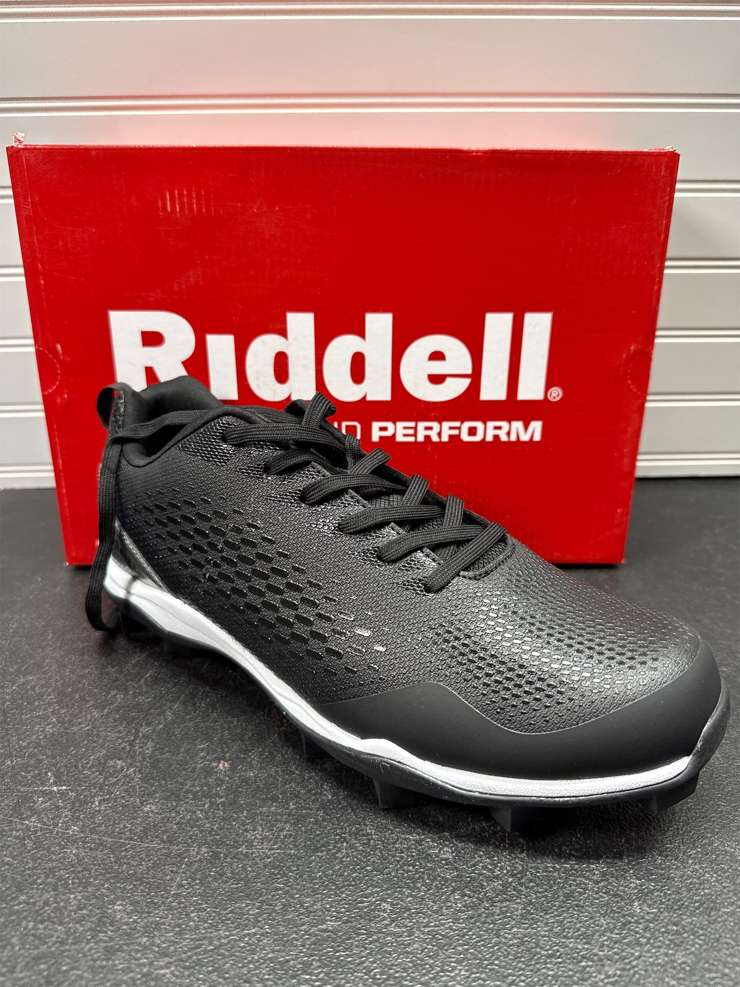 Riddell Brawl RM Men's Football Cleats - Black/White, Size 12