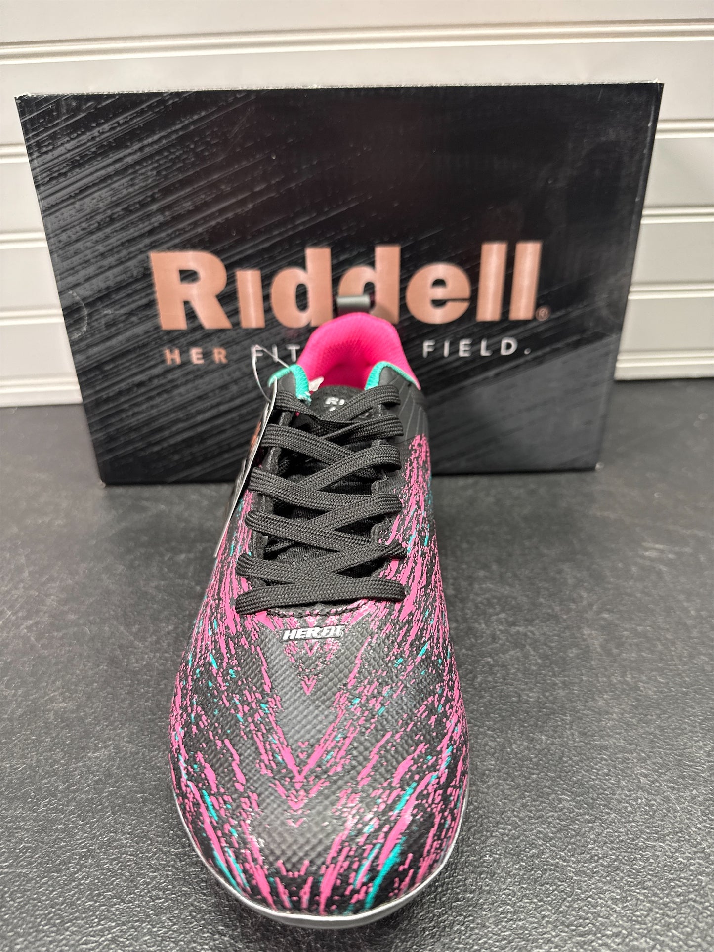 Riddell Meridian TPU Women's Flag Football Cleats - Black/Pink, Size 8