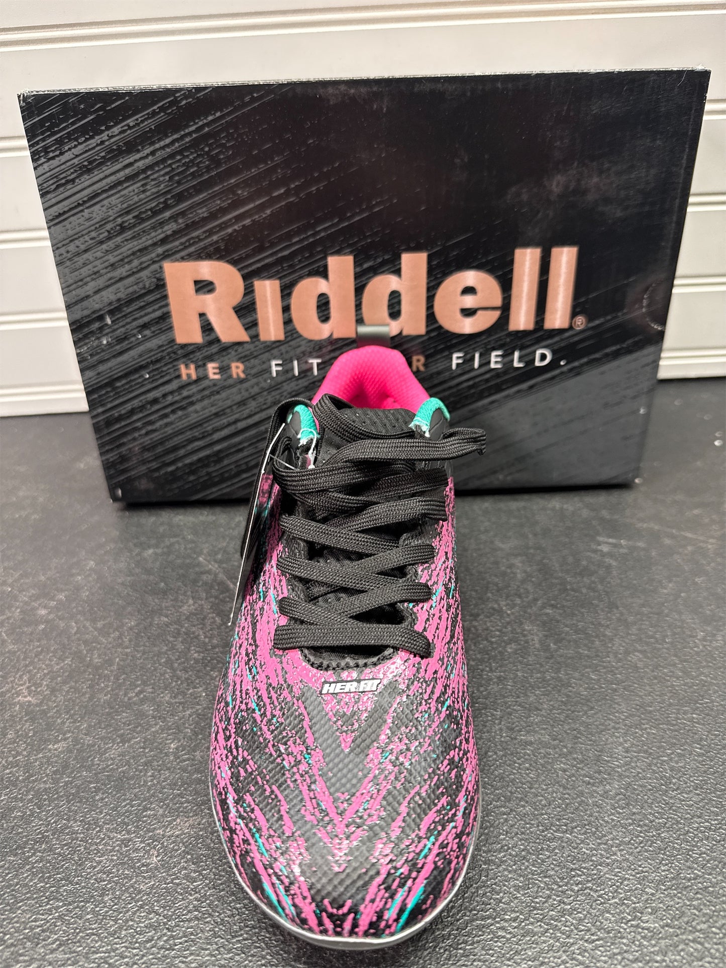 Riddell Meridian TPU Women's Flag Football Cleats - Black/Pink, Size 5
