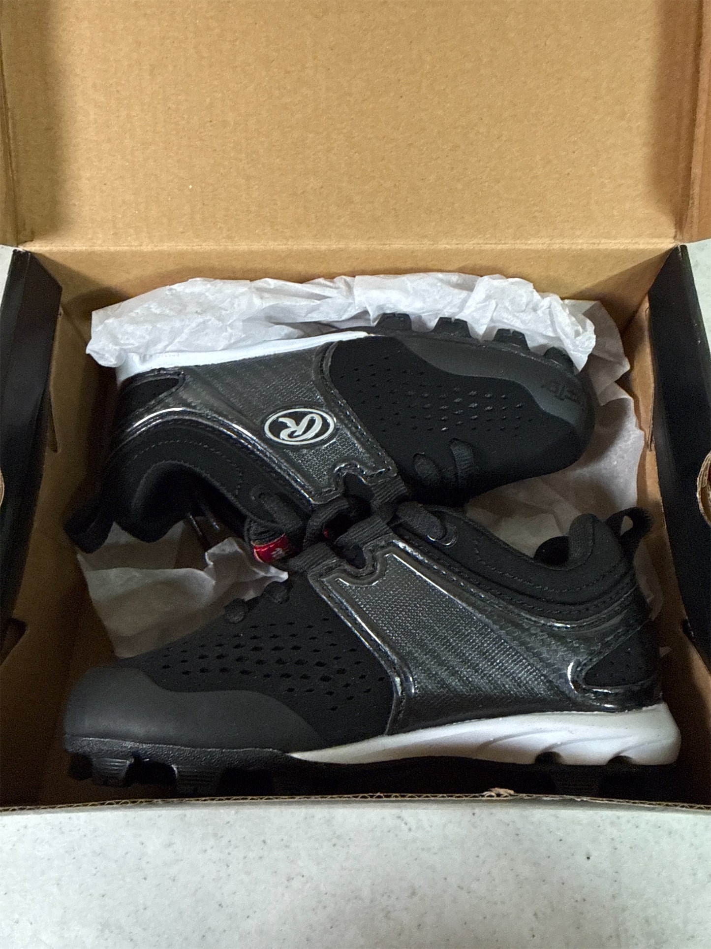 Rawlings Stirrup II BGS Youth Baseball Cleats - Black/White, Size 10