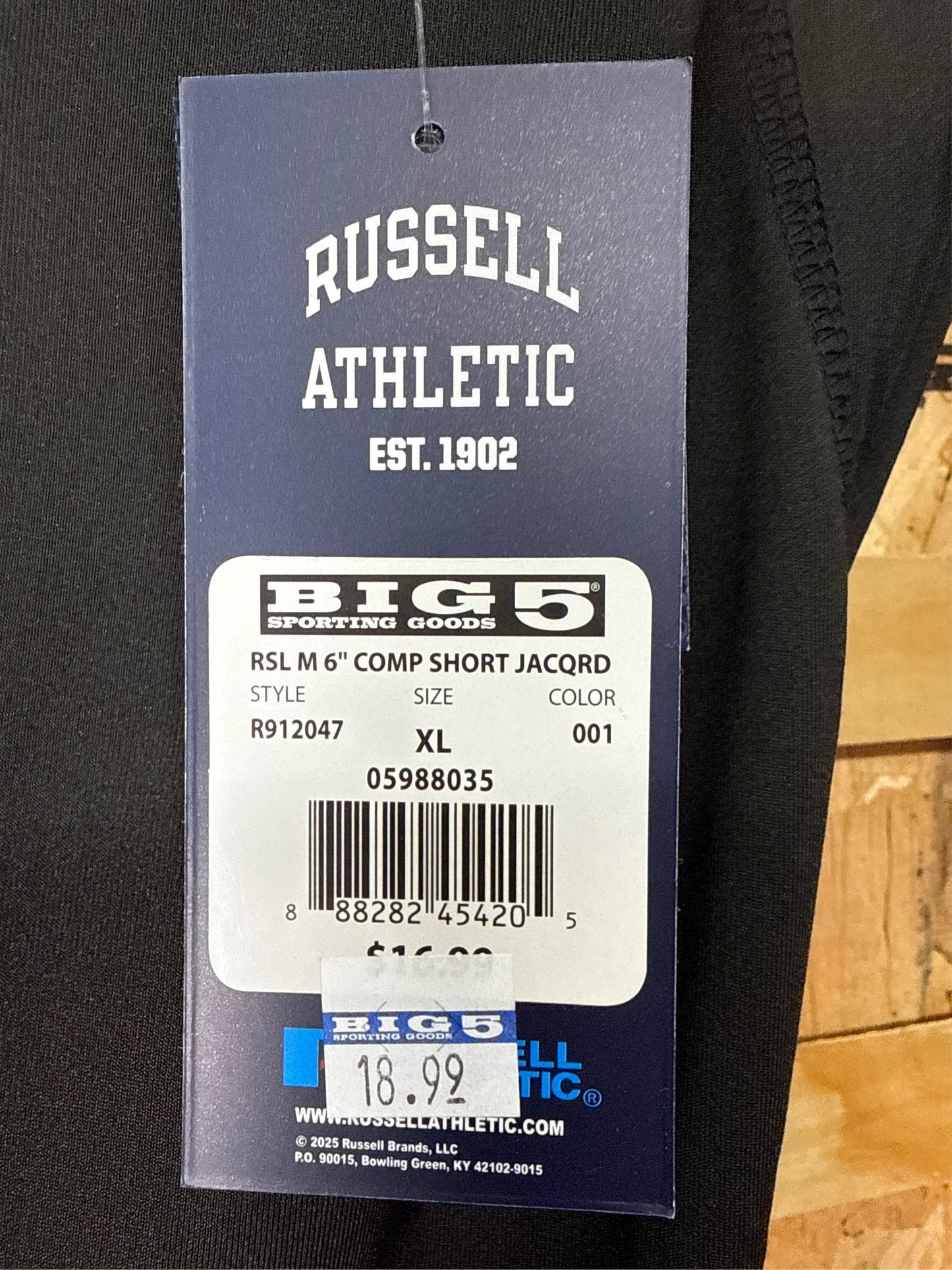 Russell Athletic Men's Dri-Power 6-Inch Compression Shorts, Black, Size XL
