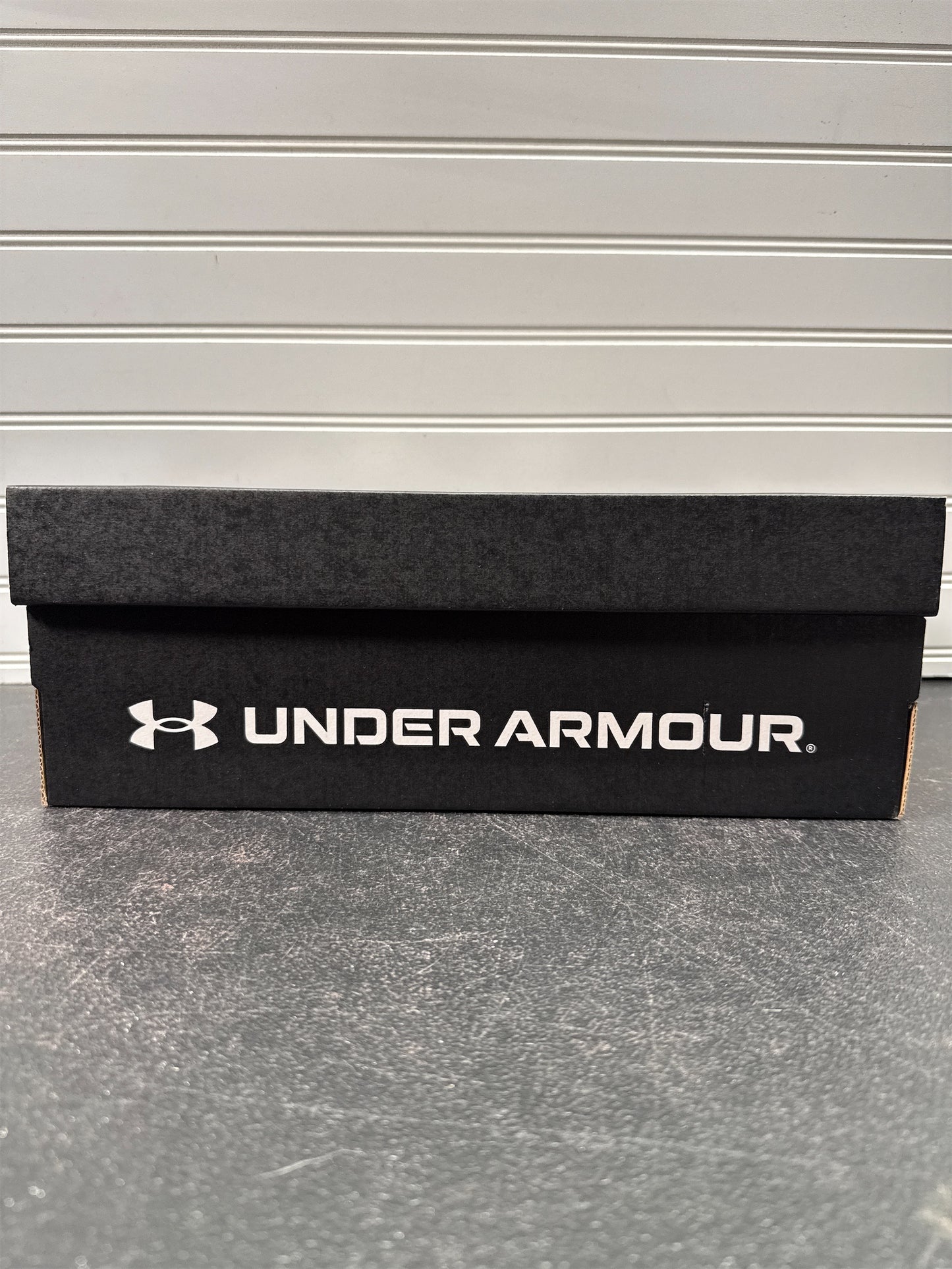 Under Armour Youth Highlight Franchise 2.0 RM Football Cleats - White/Silver, 5Y