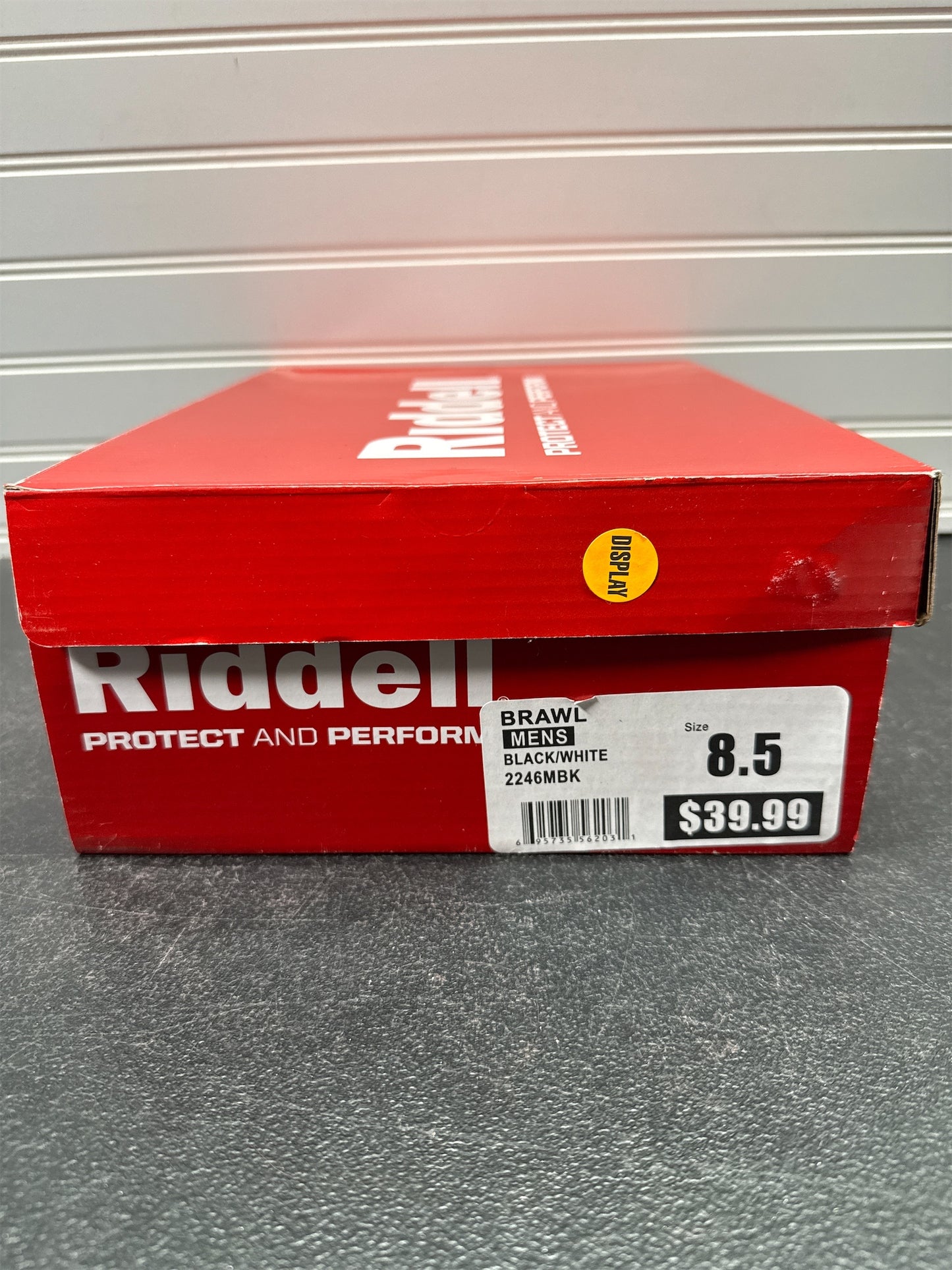 Riddell Brawl RM Men's Football Cleats - Black/White, Size 8.5
