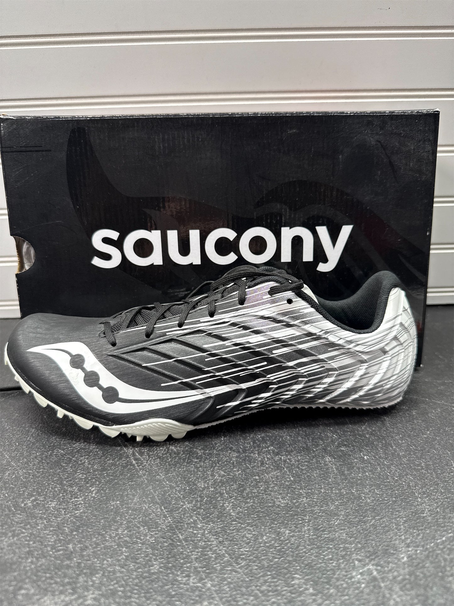 Saucony Unisex Spitfire 5 Track & Field Spikes - Black/White, Size 10