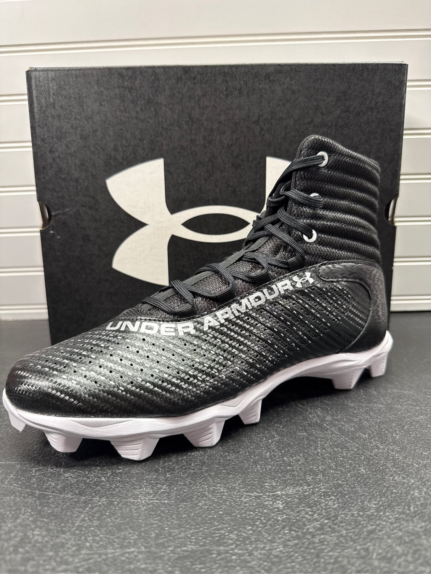 Under Armour Men's Highlight Franchise 2.0 RM Football Cleats - Black, Size 10