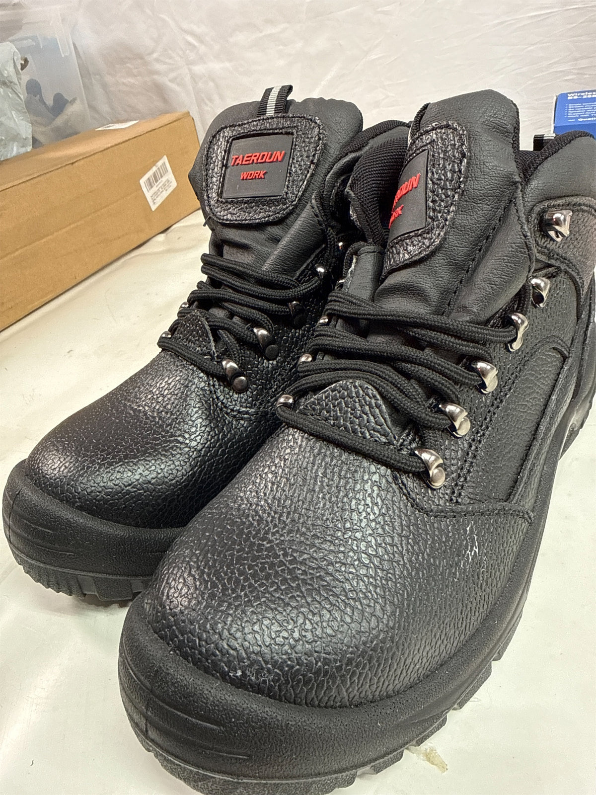 TAERDUN Men's Steel Toe Safety Work Shoes, Black - Size 9.5