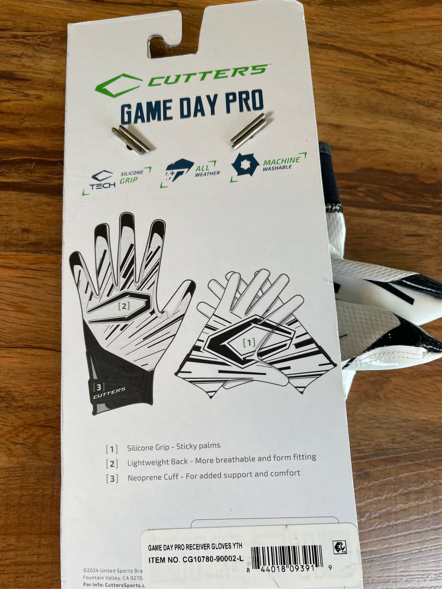 Cutters Game Day Youth Pro Football Receiver Gloves - White, Large