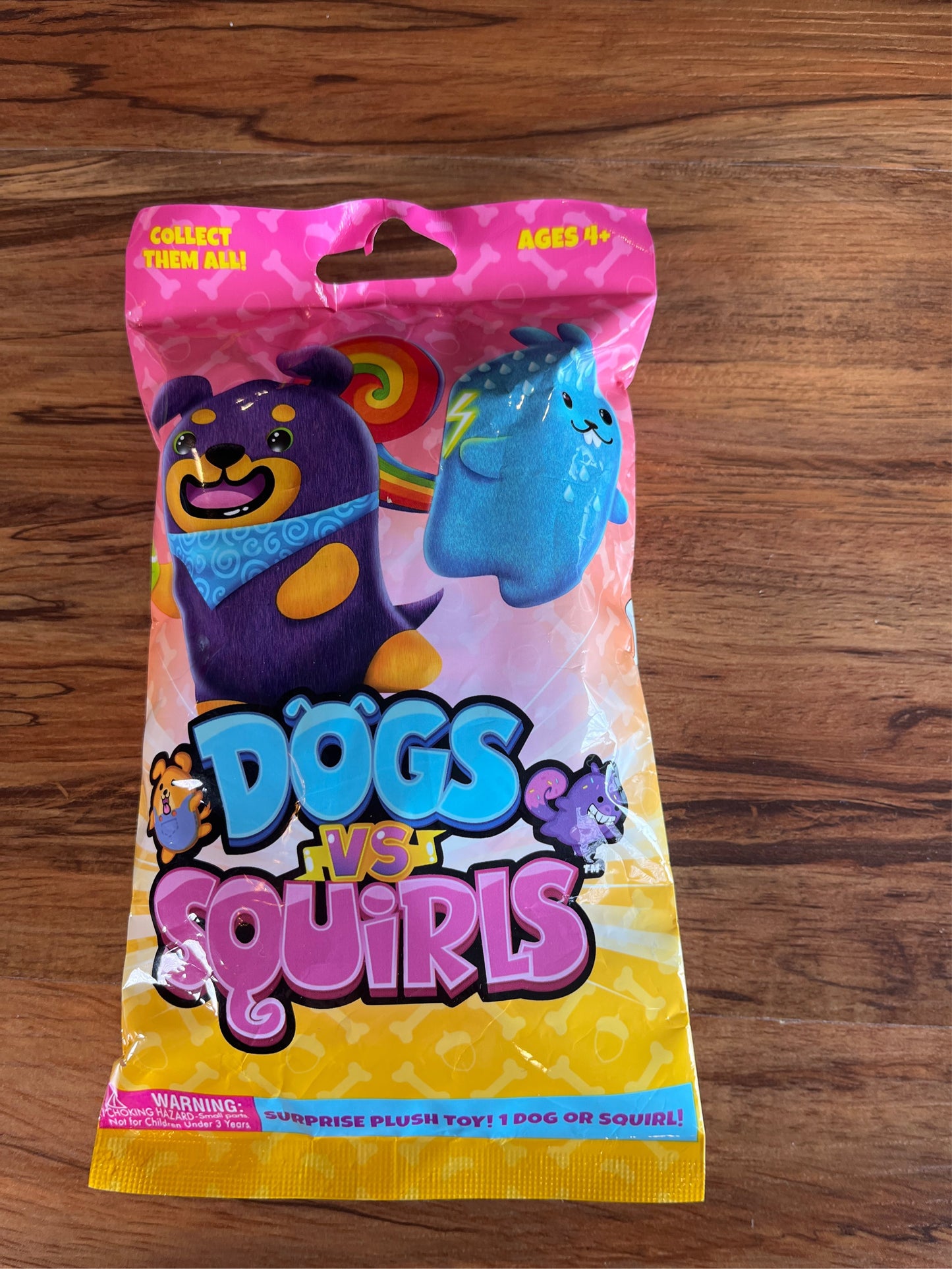 Dogs vs Squirls Mystery Bag - 4" Super-Soft Bean-Filled Plush Toy