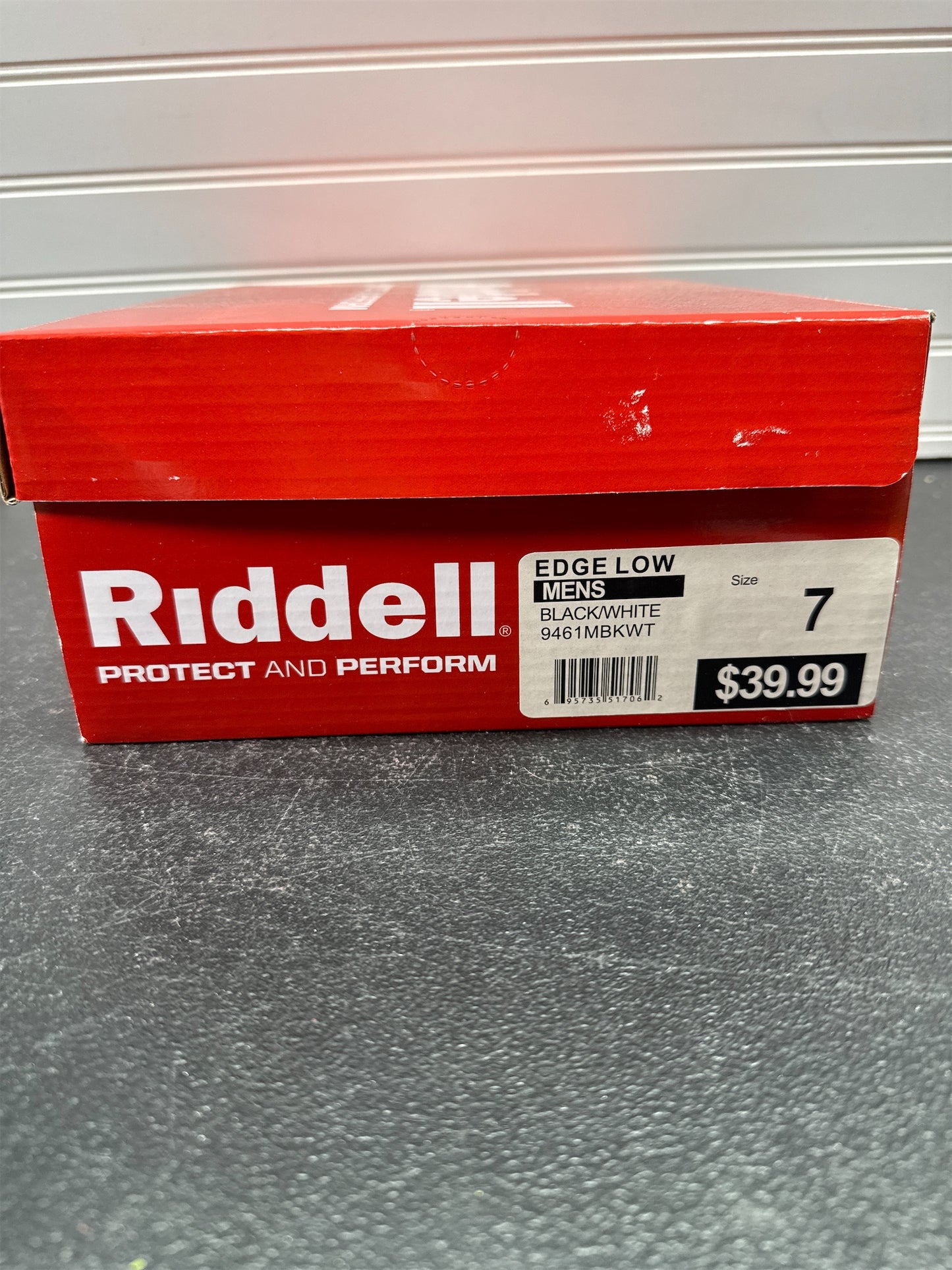 Riddell Men's Edge Low Football Cleats - Black/White, Size 7
