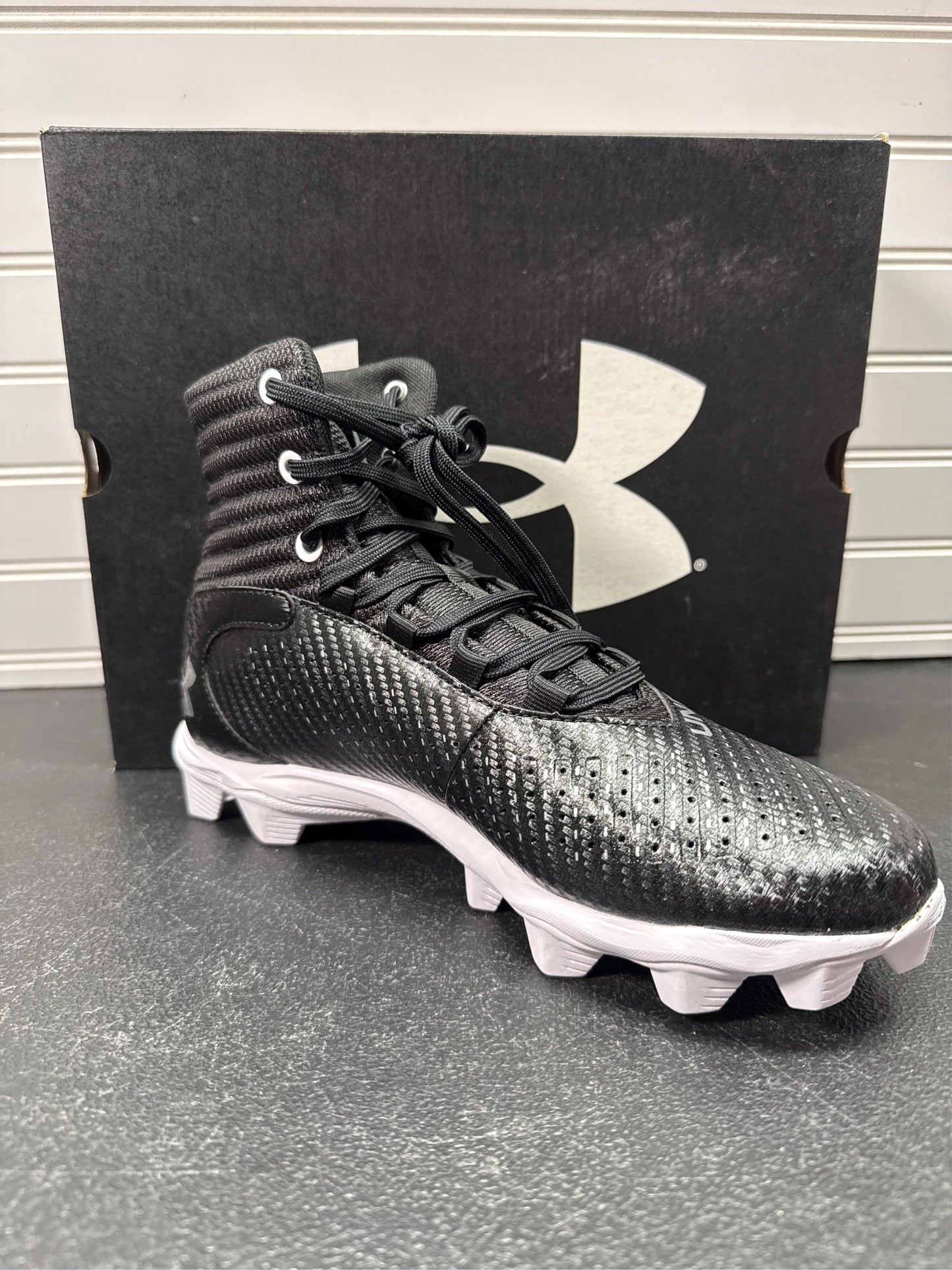 Under Armour Men's Highlight Franchise 2.0 RM Football Cleats