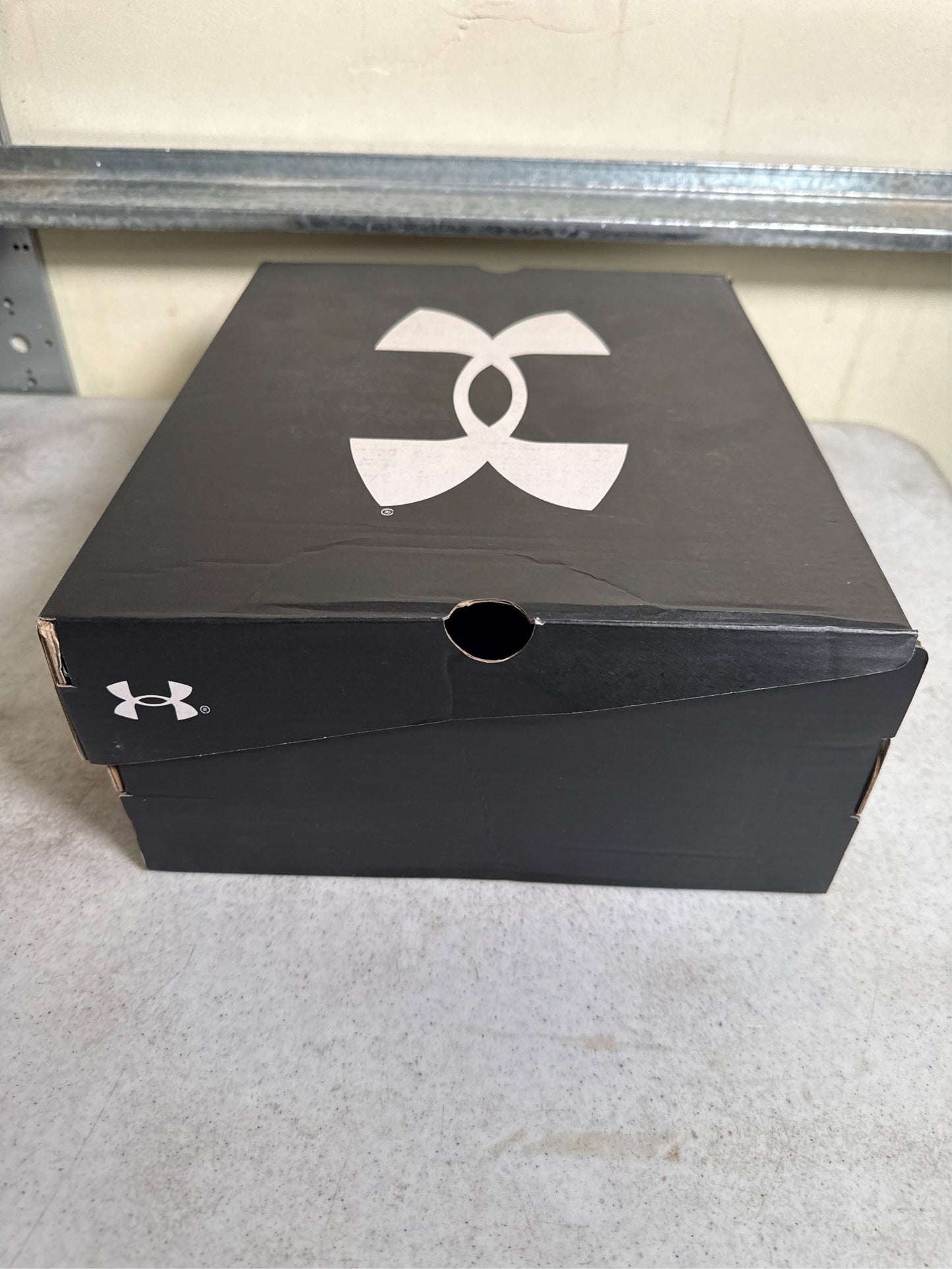Under Armour Men's Harper 8 Mid RM Baseball Cleats - Black/Silver, Size 6.5