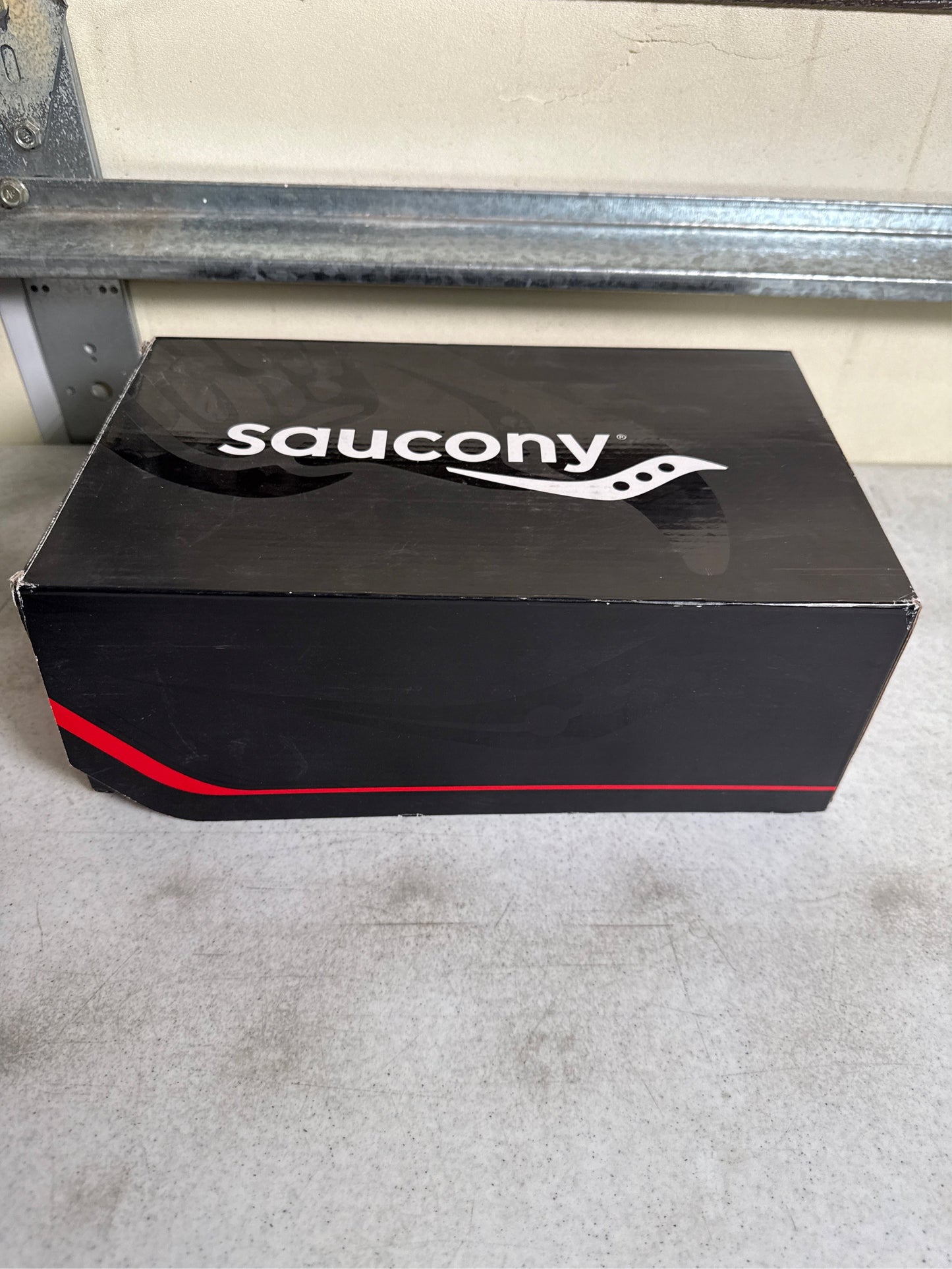 Saucony Men's Spitfire 5 Track Spikes - Black/White (Size 8.5)
