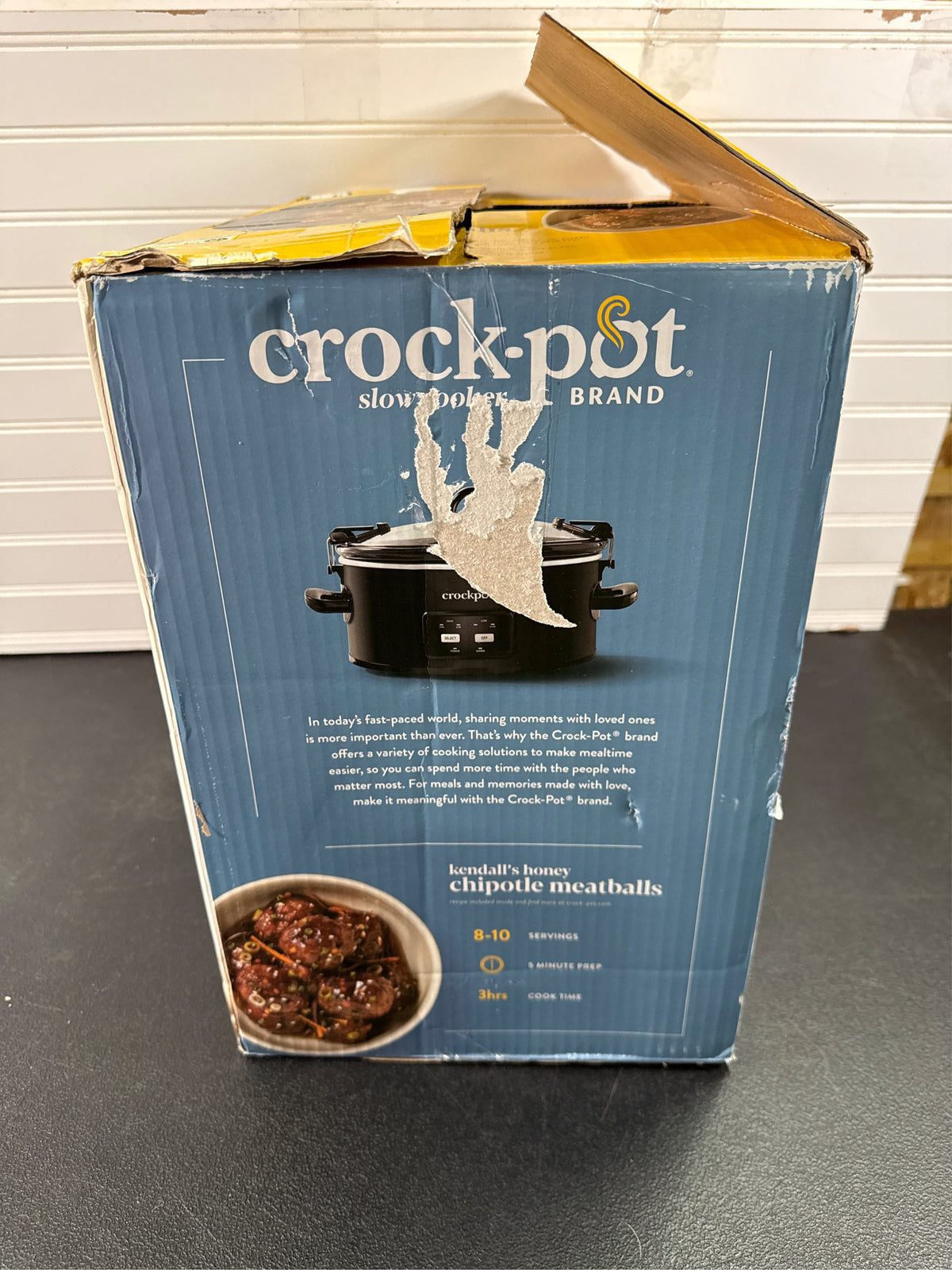 Crock-Pot 6-Quart Cook & Carry Slow Cooker with One-Touch Control, Matte Black