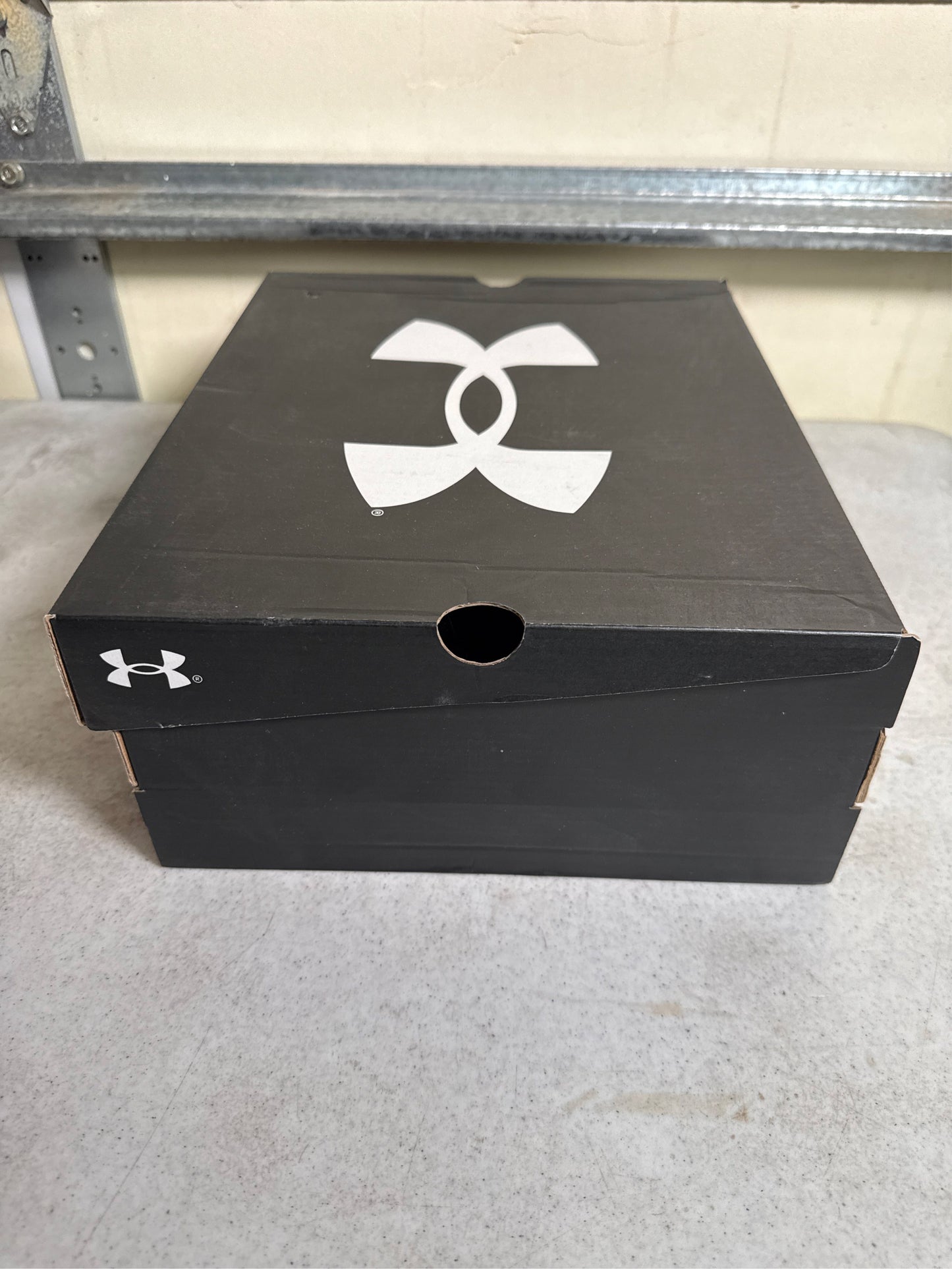 Under Armour Men's Harper 8 Mid RM Baseball Cleats - Black/Silver, Size 8