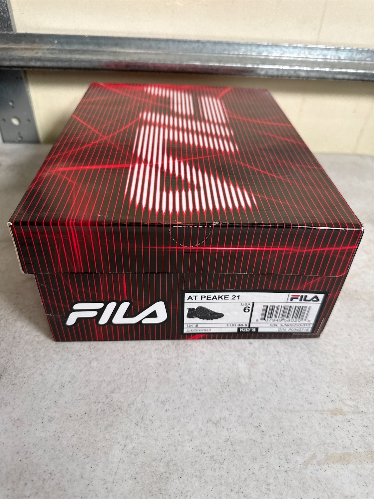 Fila Kids' AT Peake 21 Trail Running Shoes - Black, Size 6