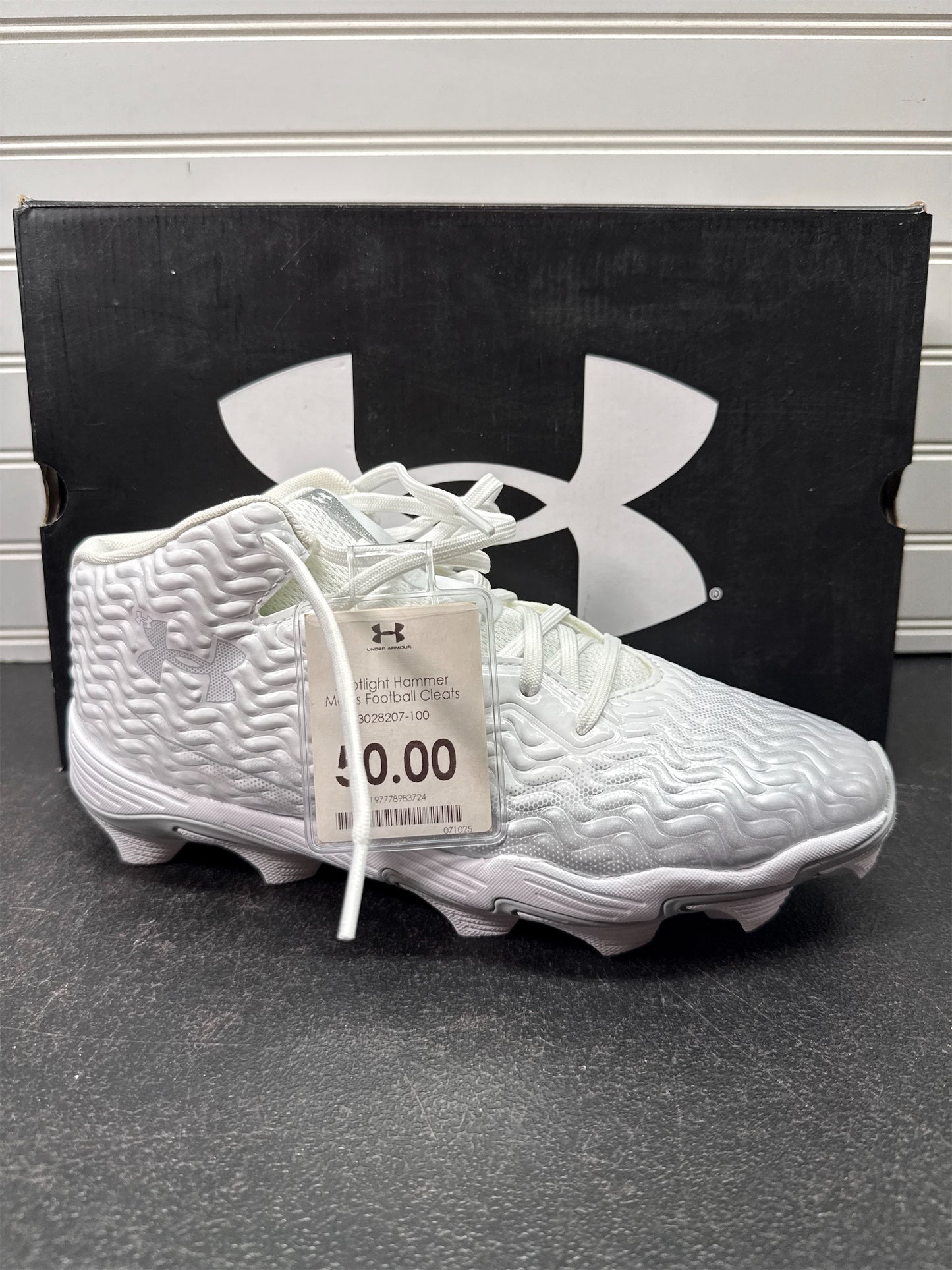 Under Armour Spotlight Hammer Men's Football Cleats - White/Silver, Size 8