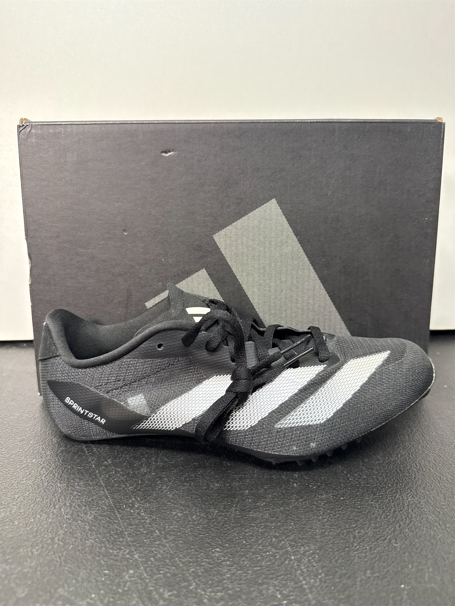 adidas Sprintstar Unisex Track and Field Spikes - 6.5M/7.5W