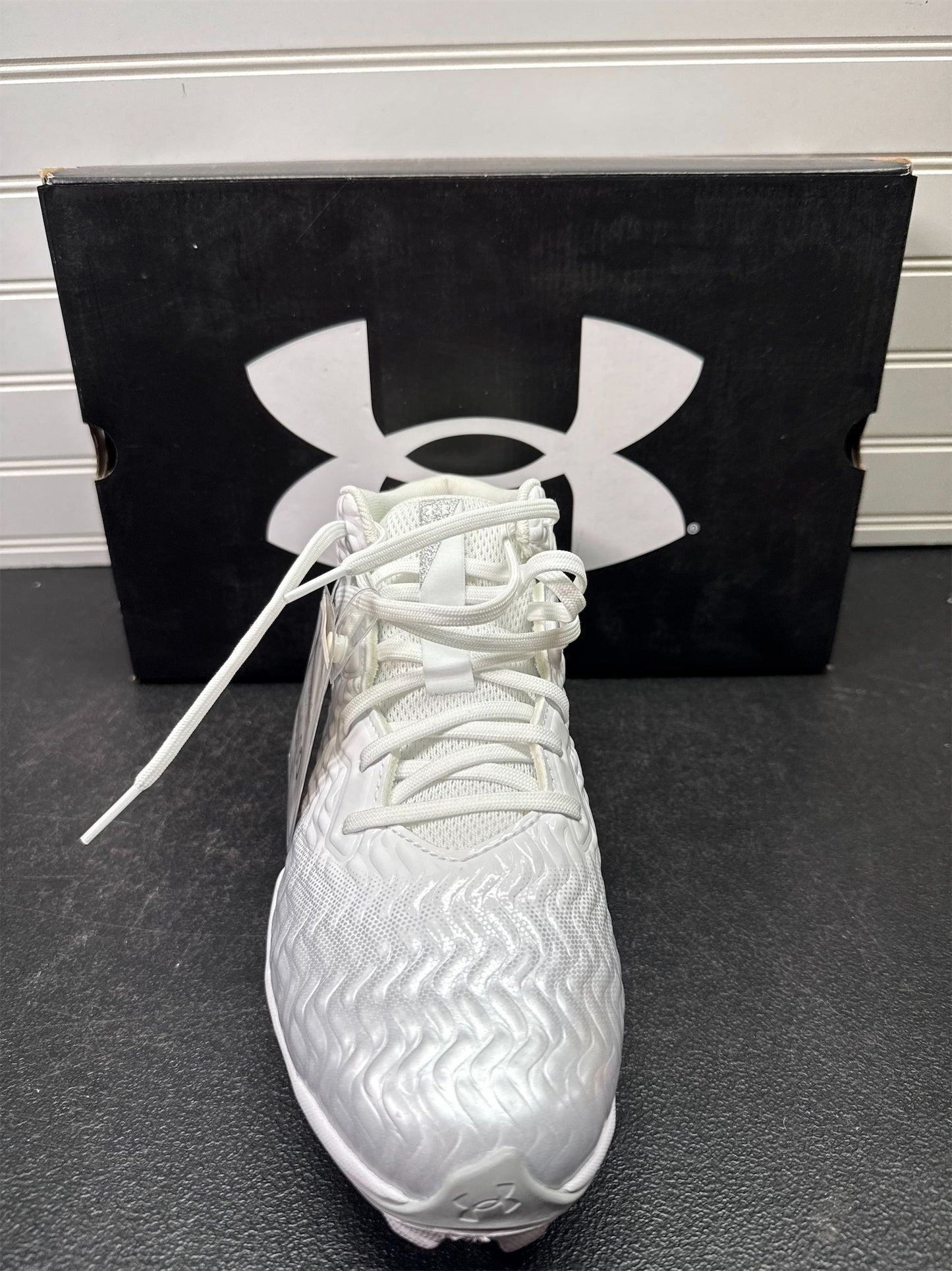 Under Armour Spotlight Hammer Men's Football Cleats - White/Silver, Size 8