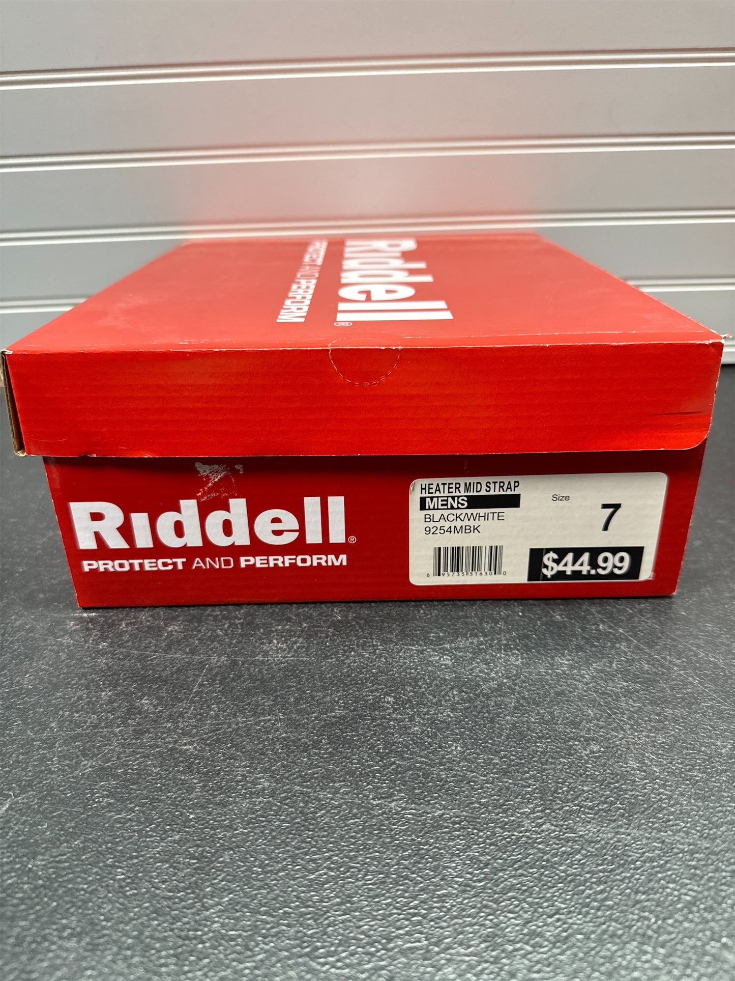 Riddell Men's Heater Mid Strap Baseball Cleats - Black/White, Size 7