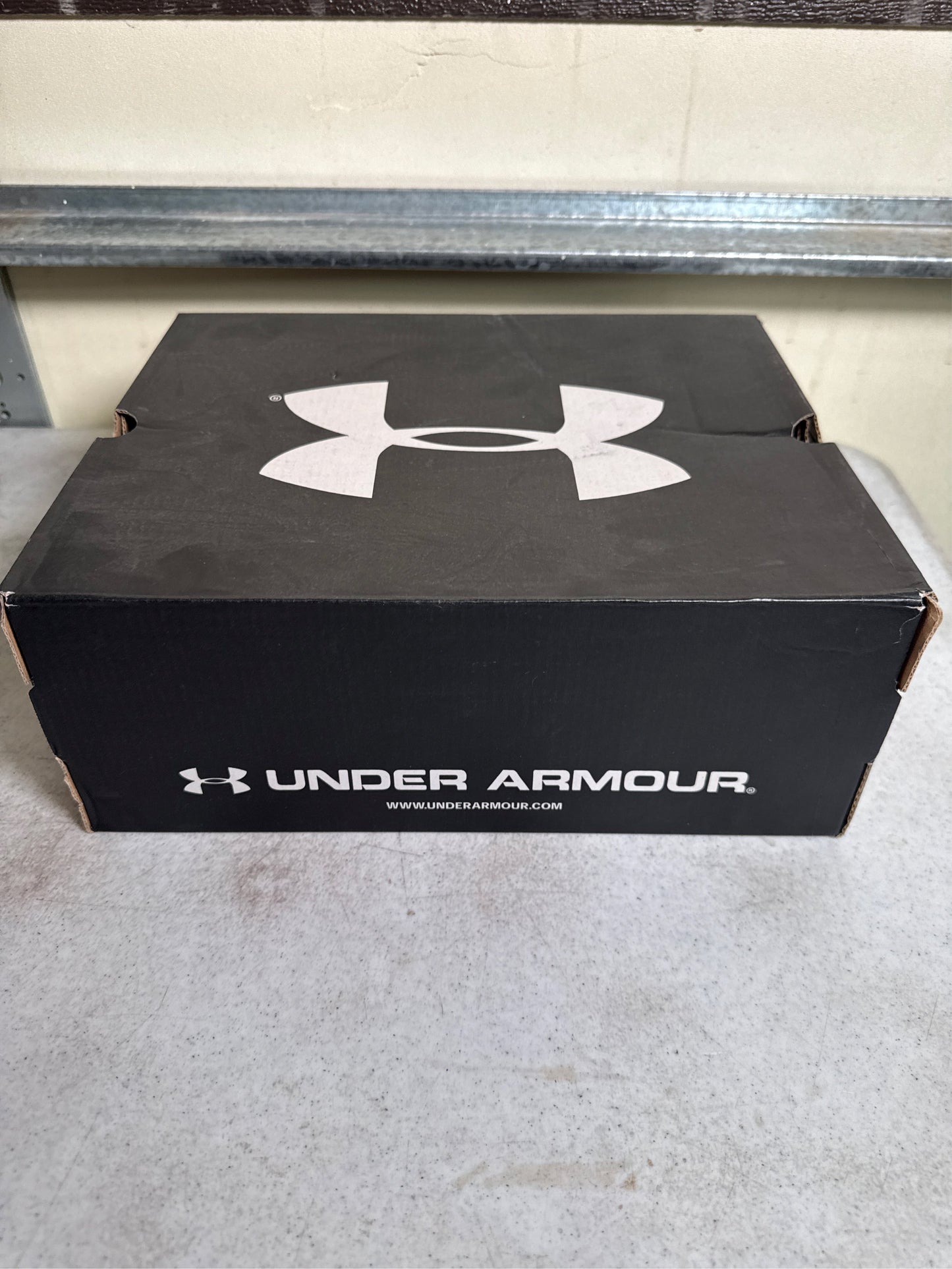 Under Armour Men's Harper 7 RM Baseball Cleats - Black/White, Size 6.5