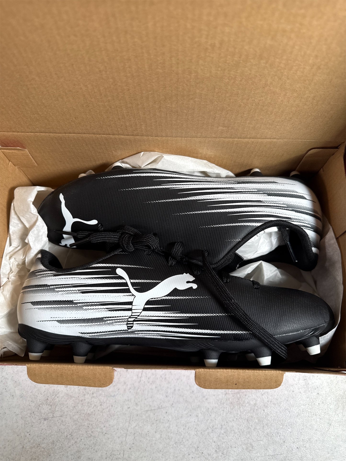 Puma Attacanto 2 FG/AG Junior Soccer Cleats - Black/White, Size 5.5