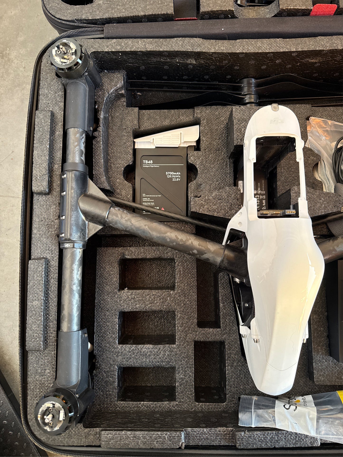 DJI Inspire 1 v2.0 Drone with 4K Camera Professional Bundle - Renewed