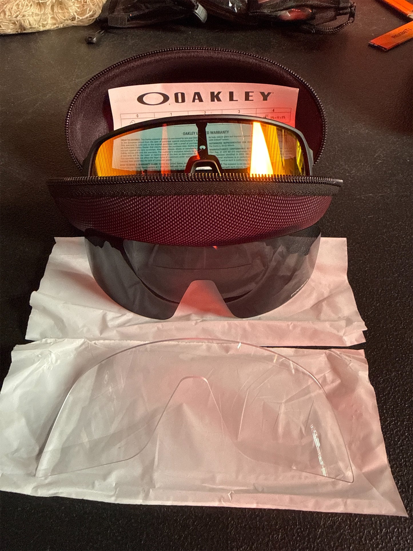 Oakley Men's Sutro S Sunglasses - Matte Carbon Frame with Prizm 24k Gold Lenses