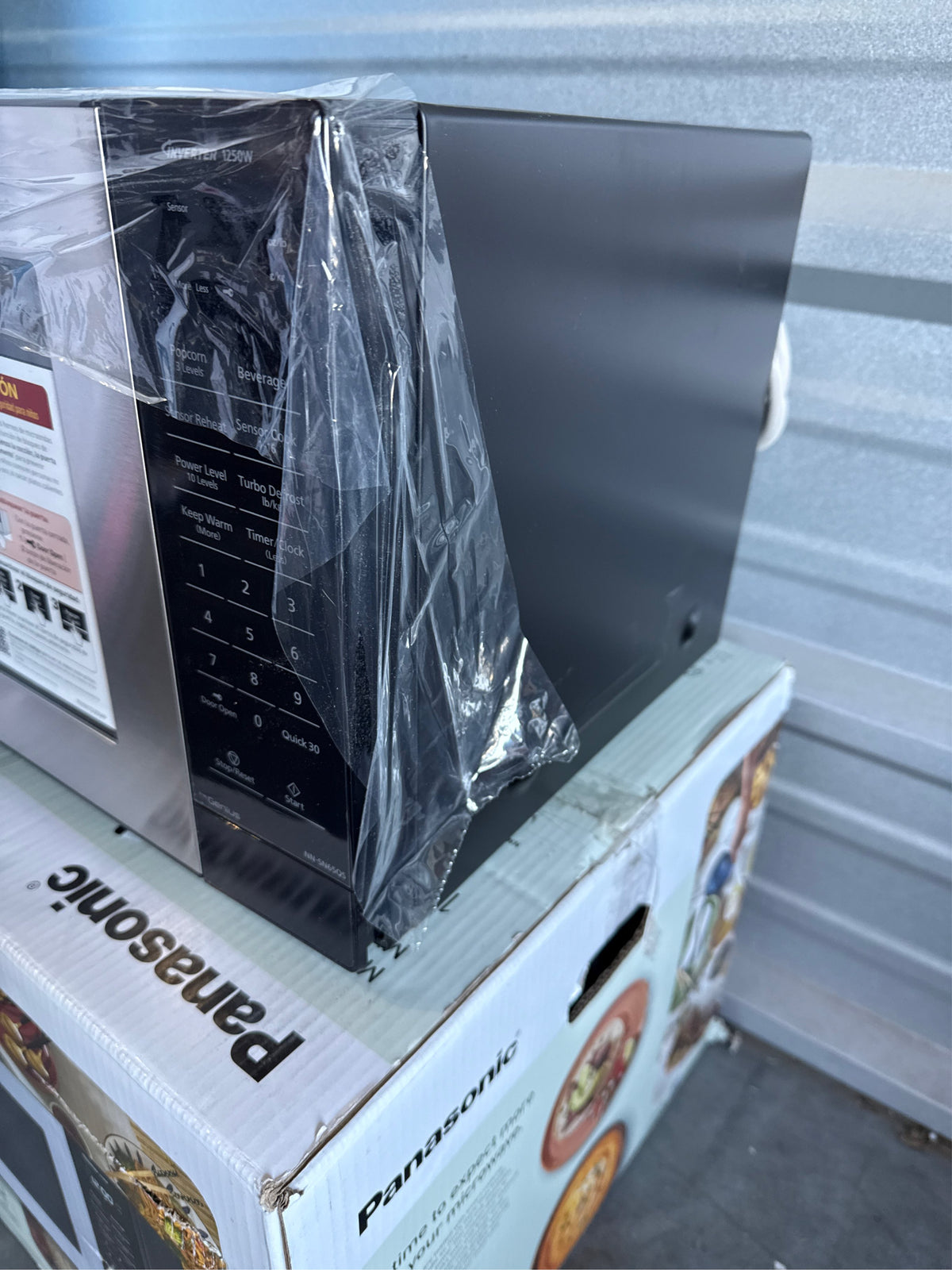 Panasonic 1.2 cu ft Inverter Microwave Oven - NN-SN65QS, Stainless Steel