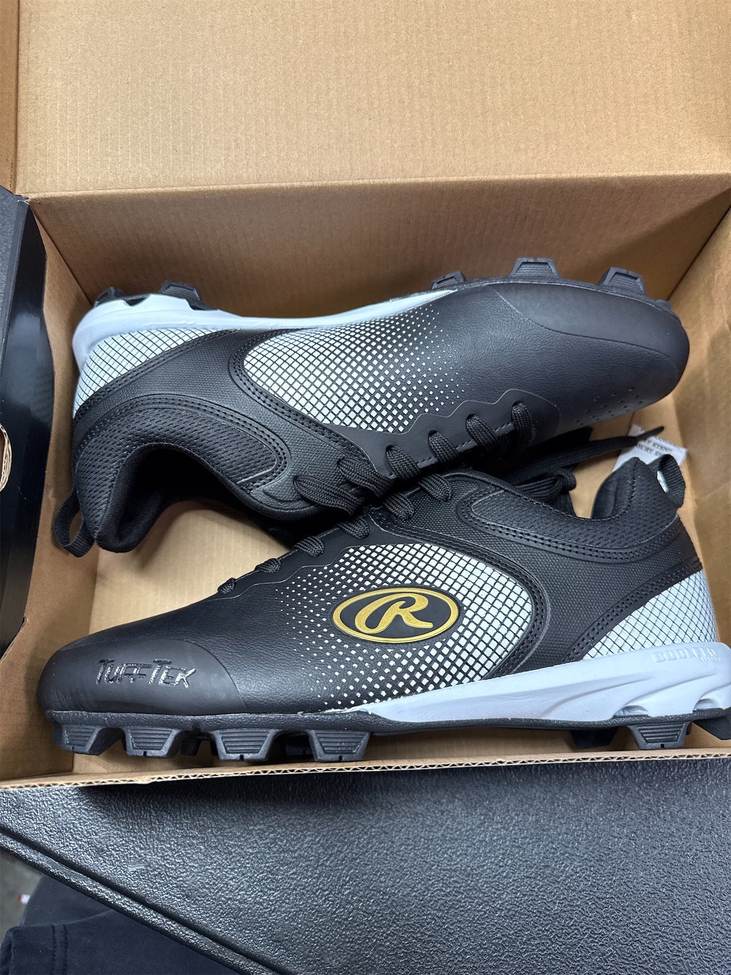 Rawlings Sanction Low Men's Baseball Cleats Size 8